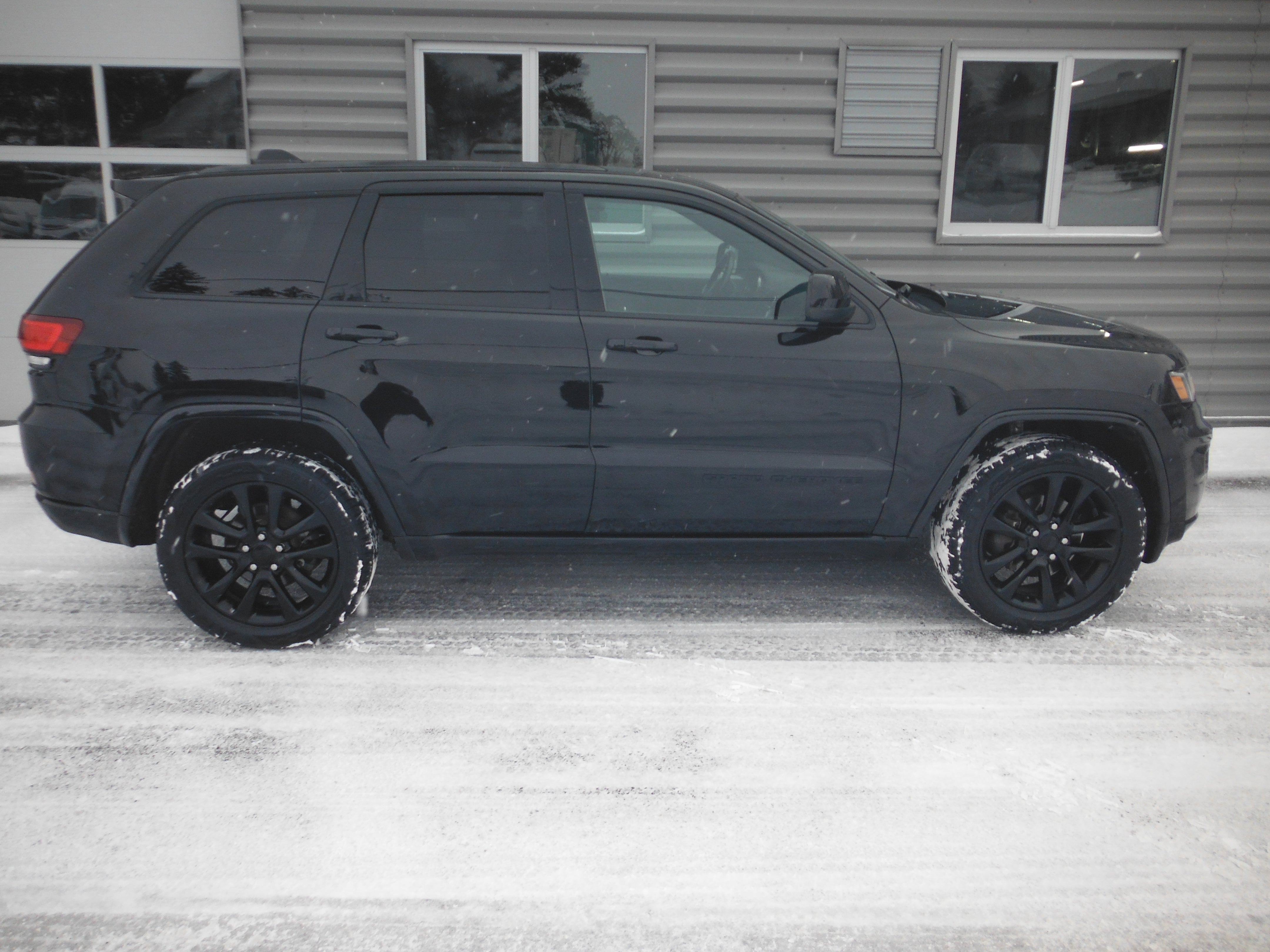 2020 Jeep Grand Cherokee Altitude