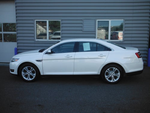 2018 Ford Taurus SEL
