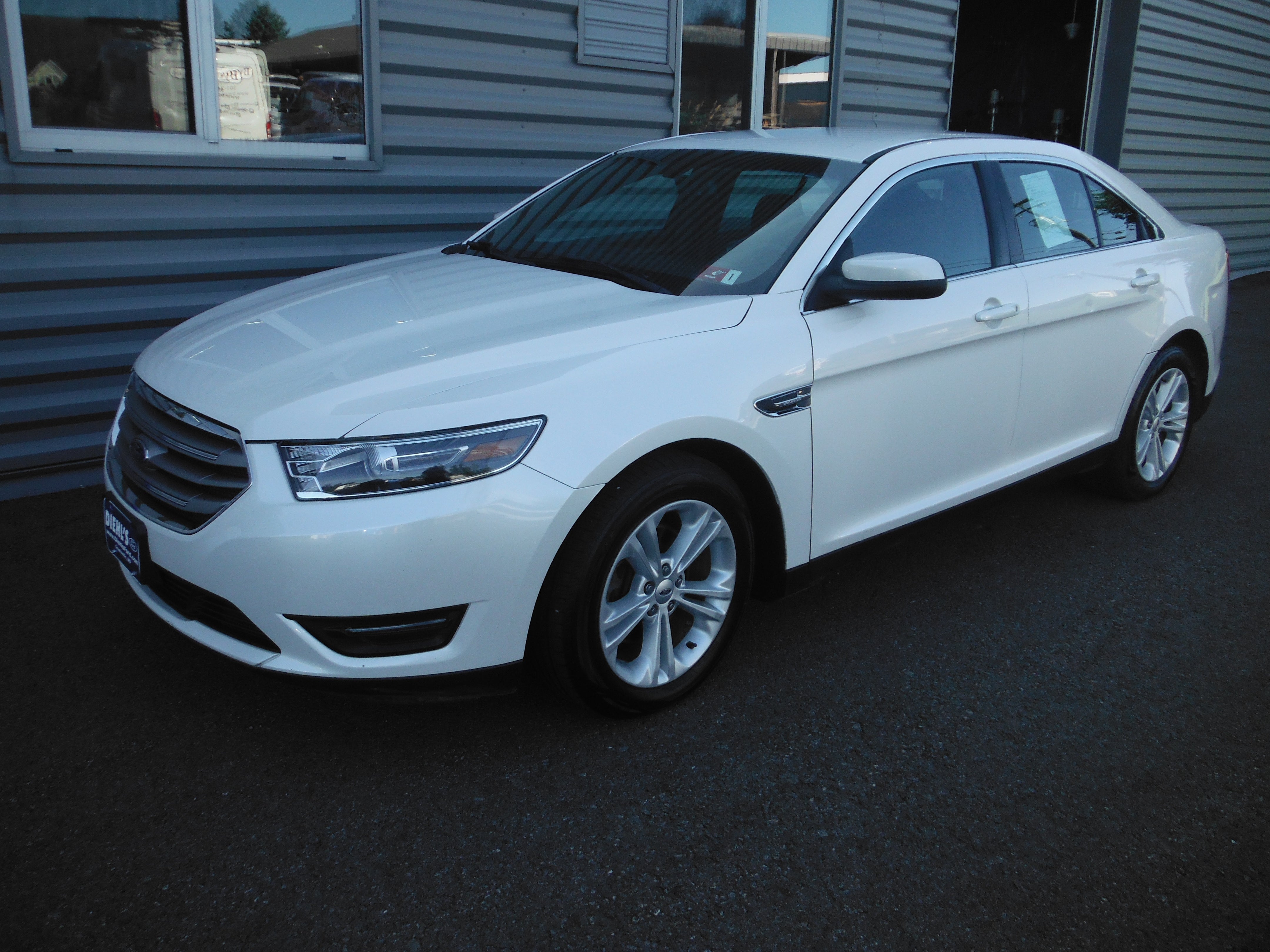 Used 2018 Ford Taurus SEL with VIN 1FAHP2E86JG103902 for sale in Grantsville, MD