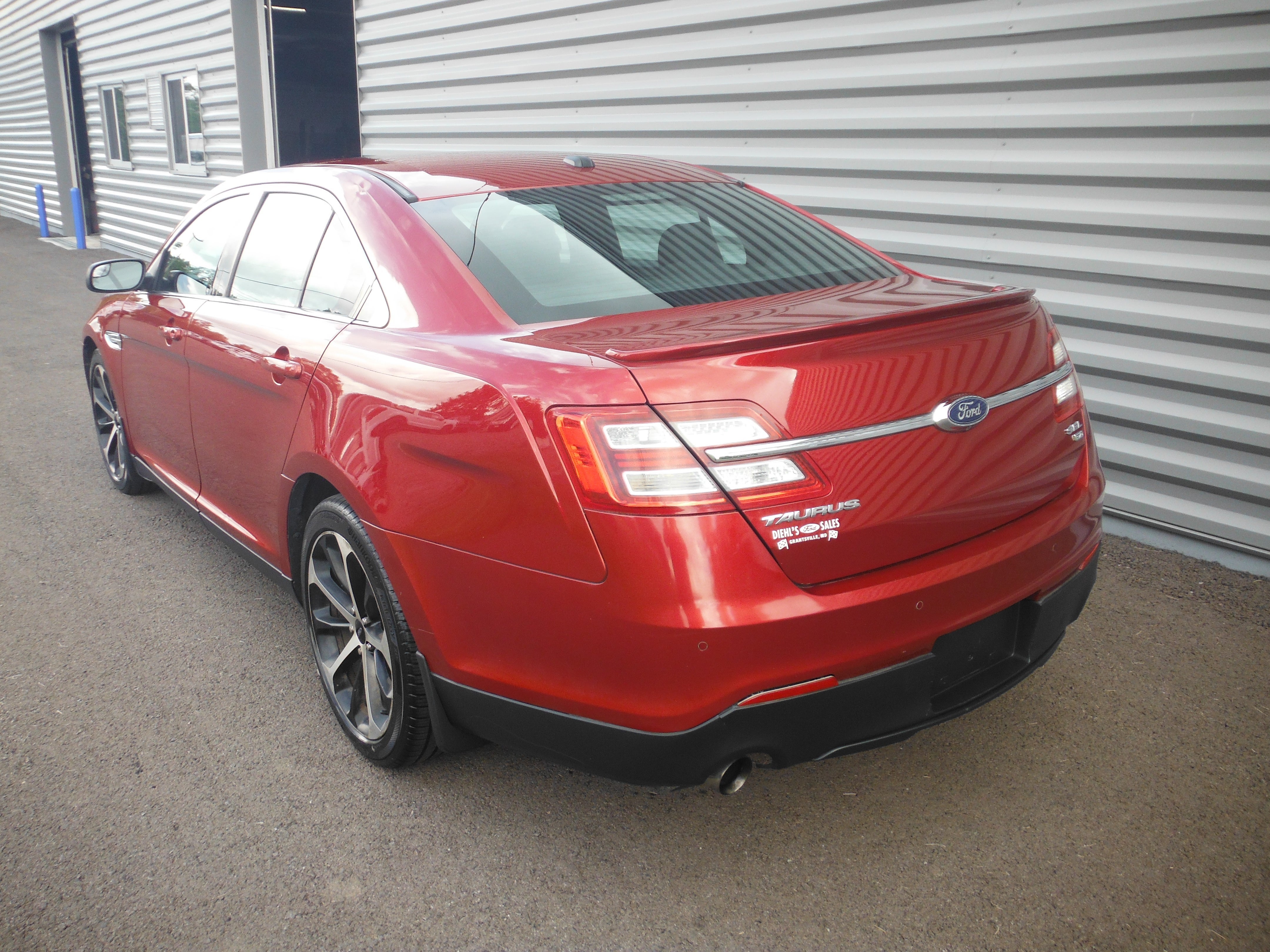 2015 Ford Taurus SEL