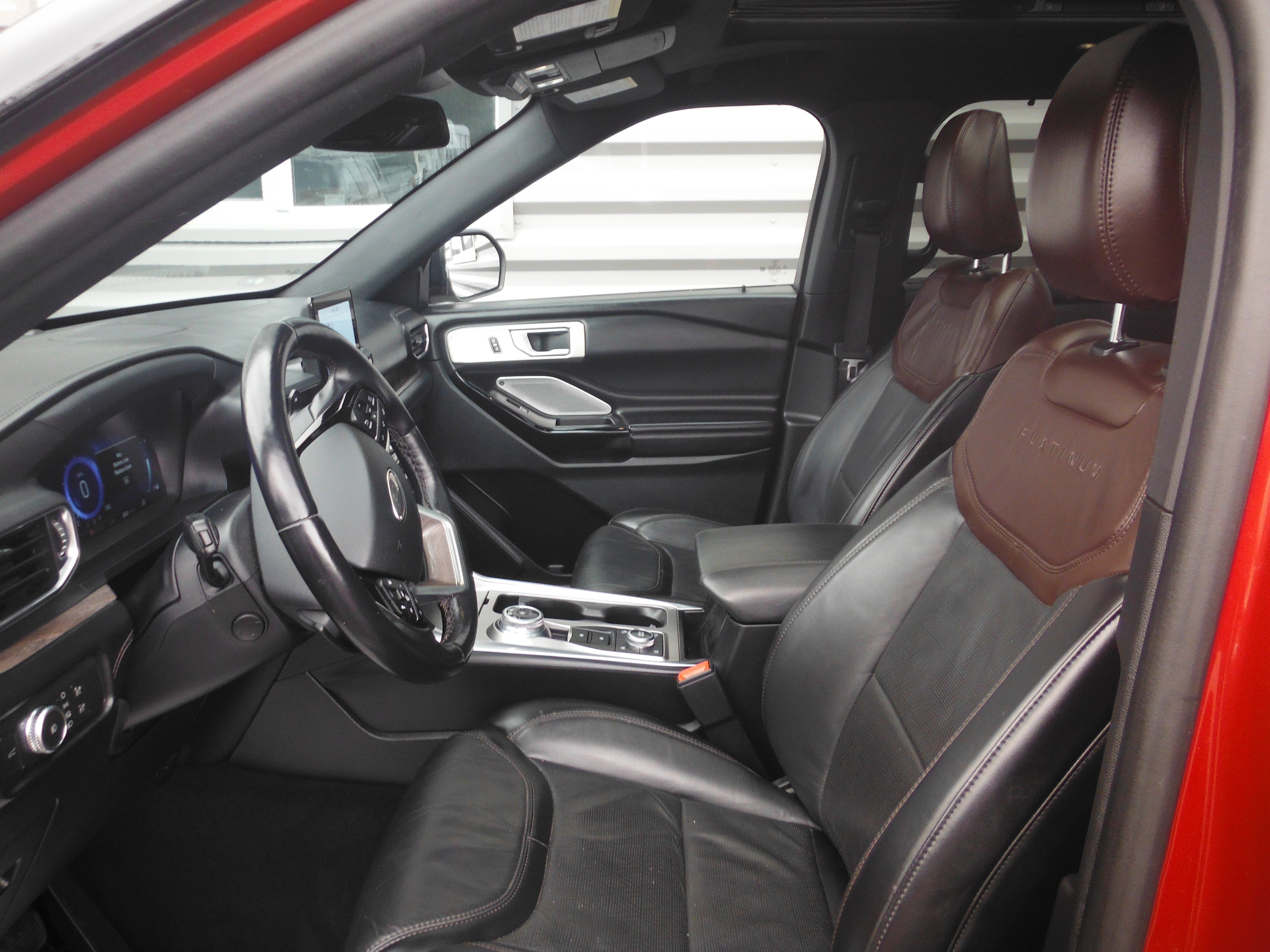 2021 Ford Explorer Platinum