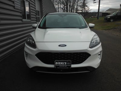 2022 Ford Escape Titanium