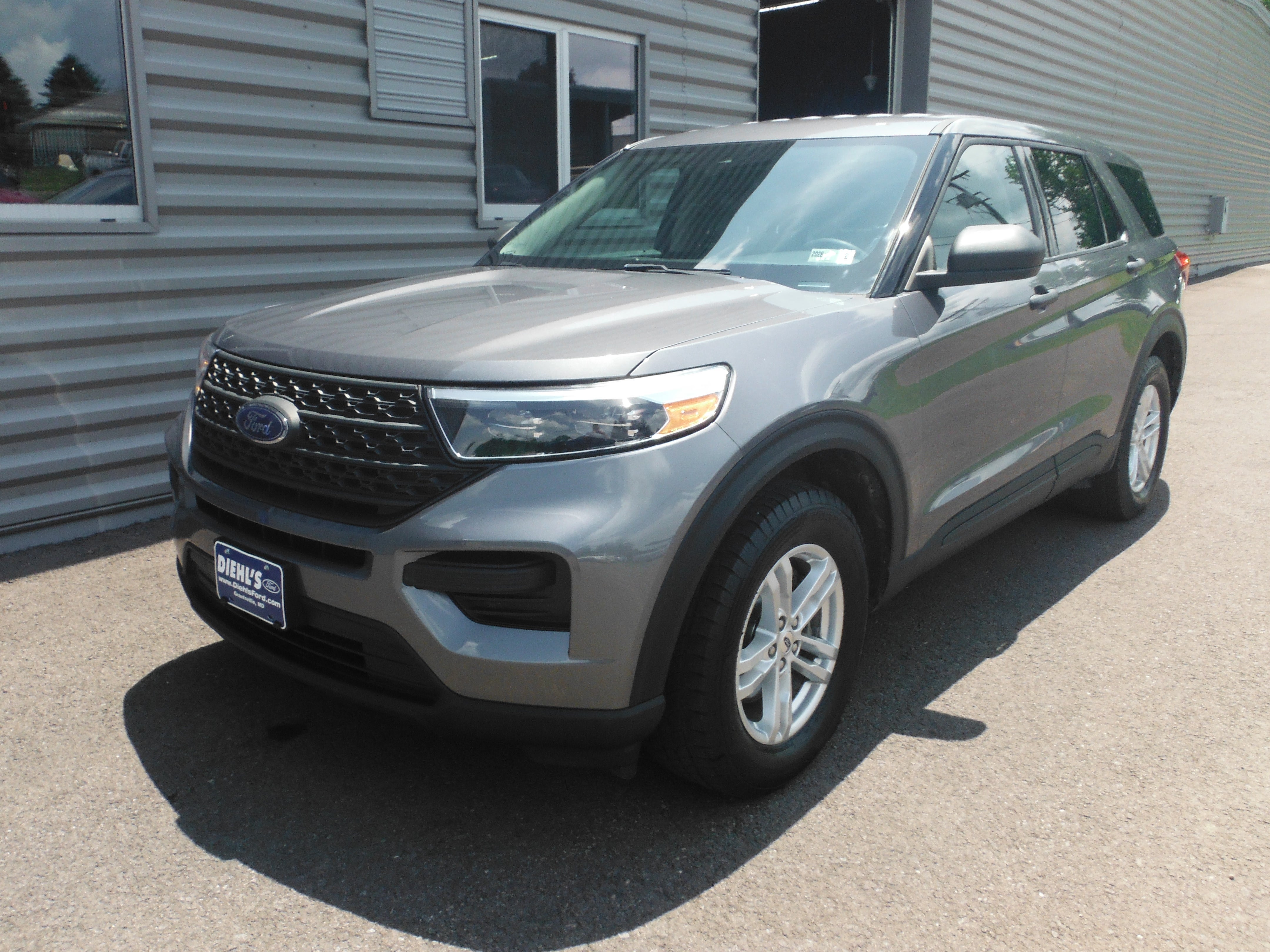 2022 Ford Explorer Base