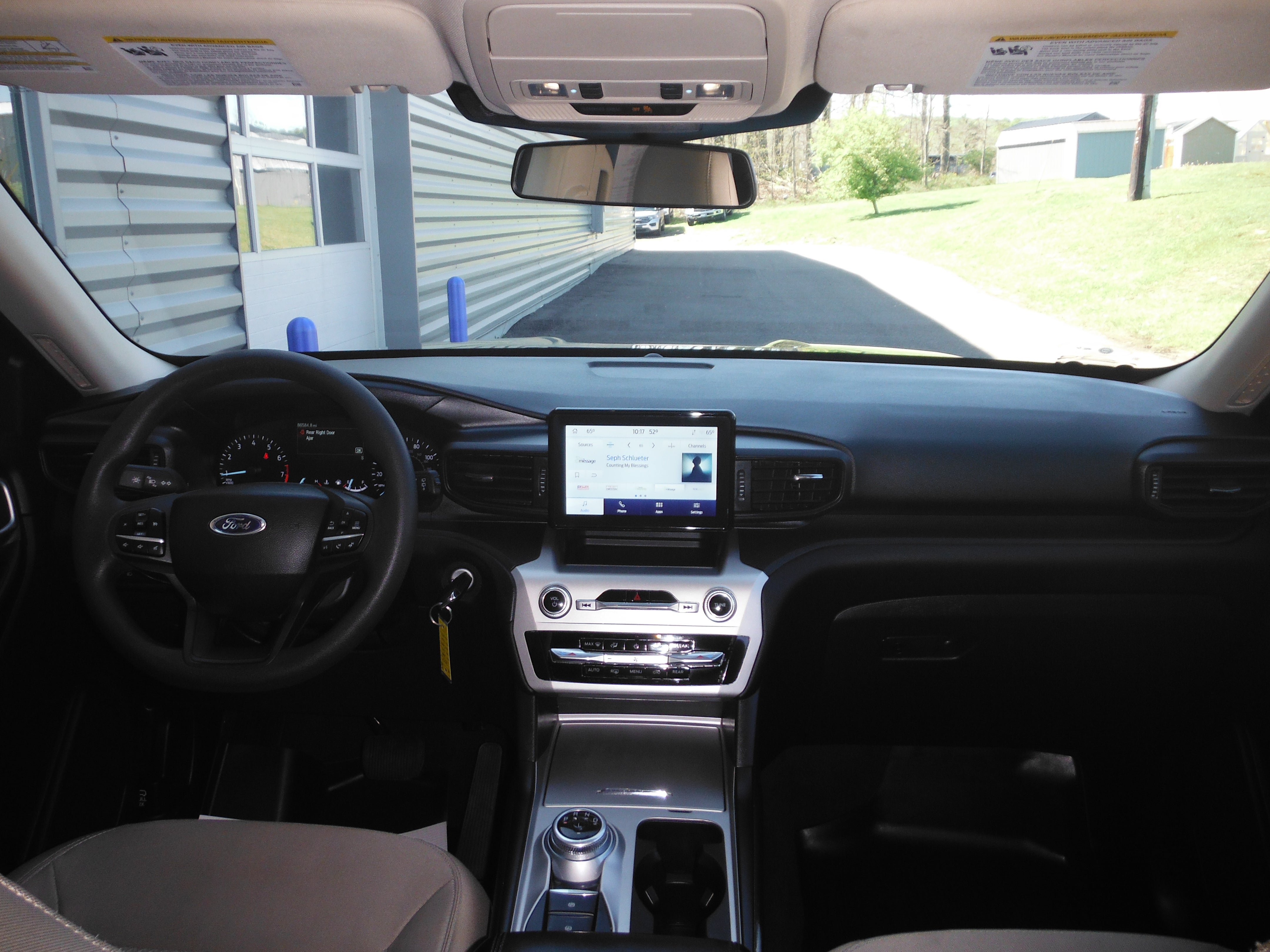 2022 Ford Explorer Base