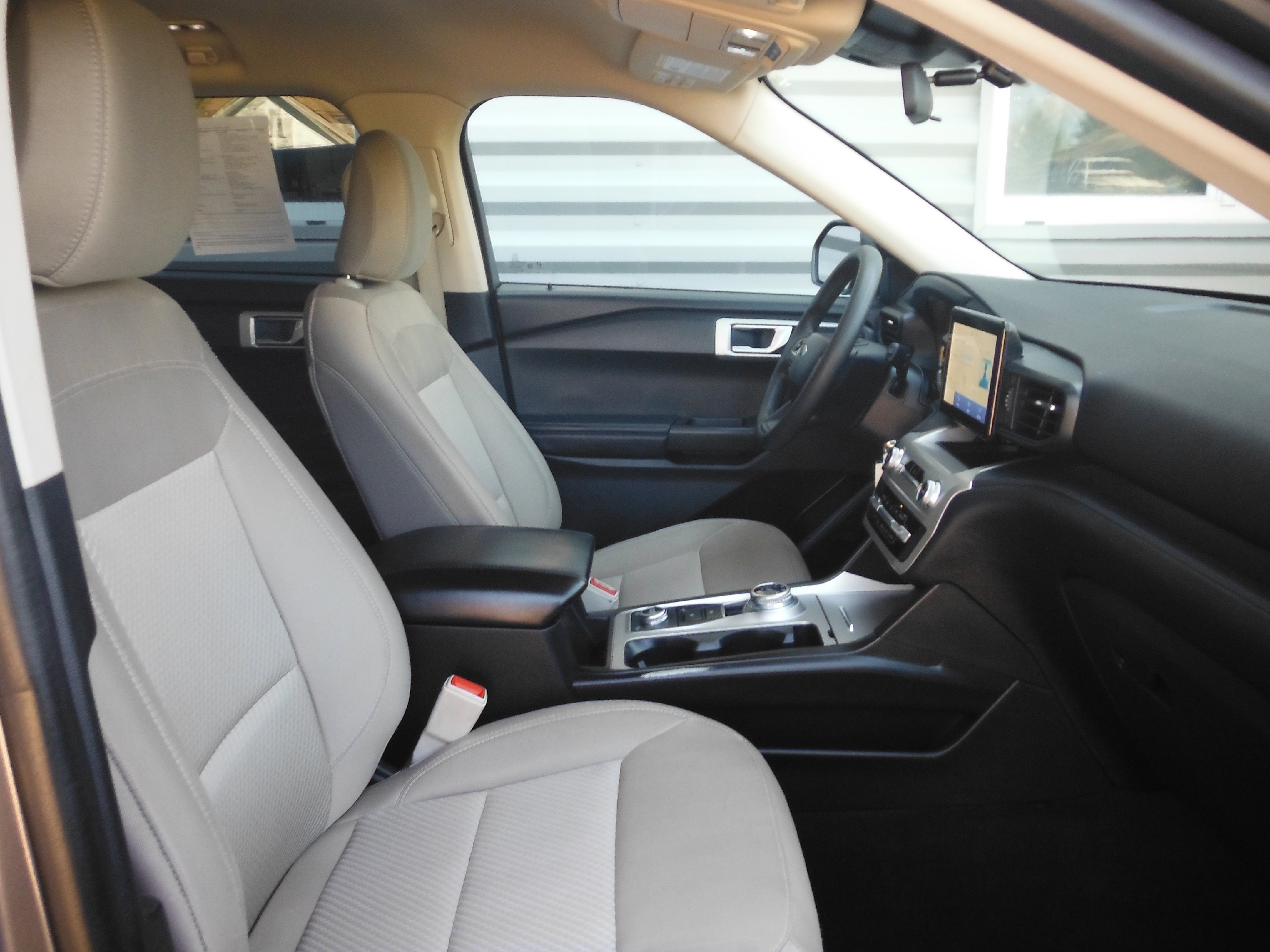 2022 Ford Explorer Base