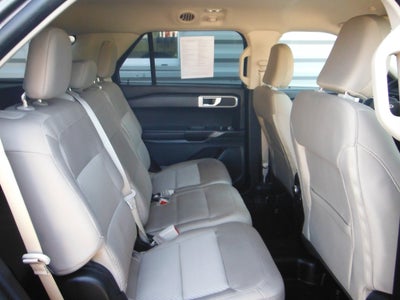 2022 Ford Explorer Base