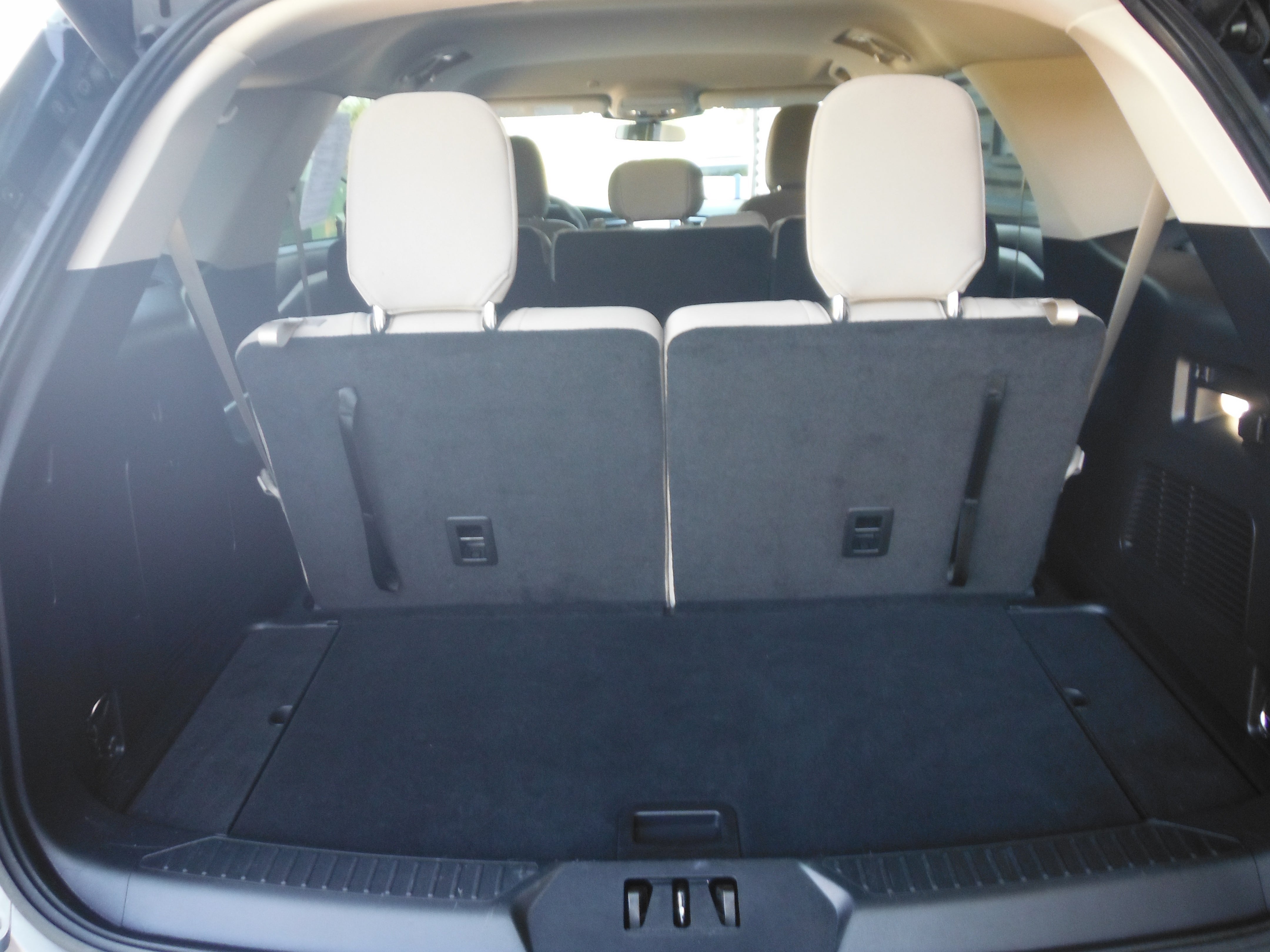 2022 Ford Explorer Base