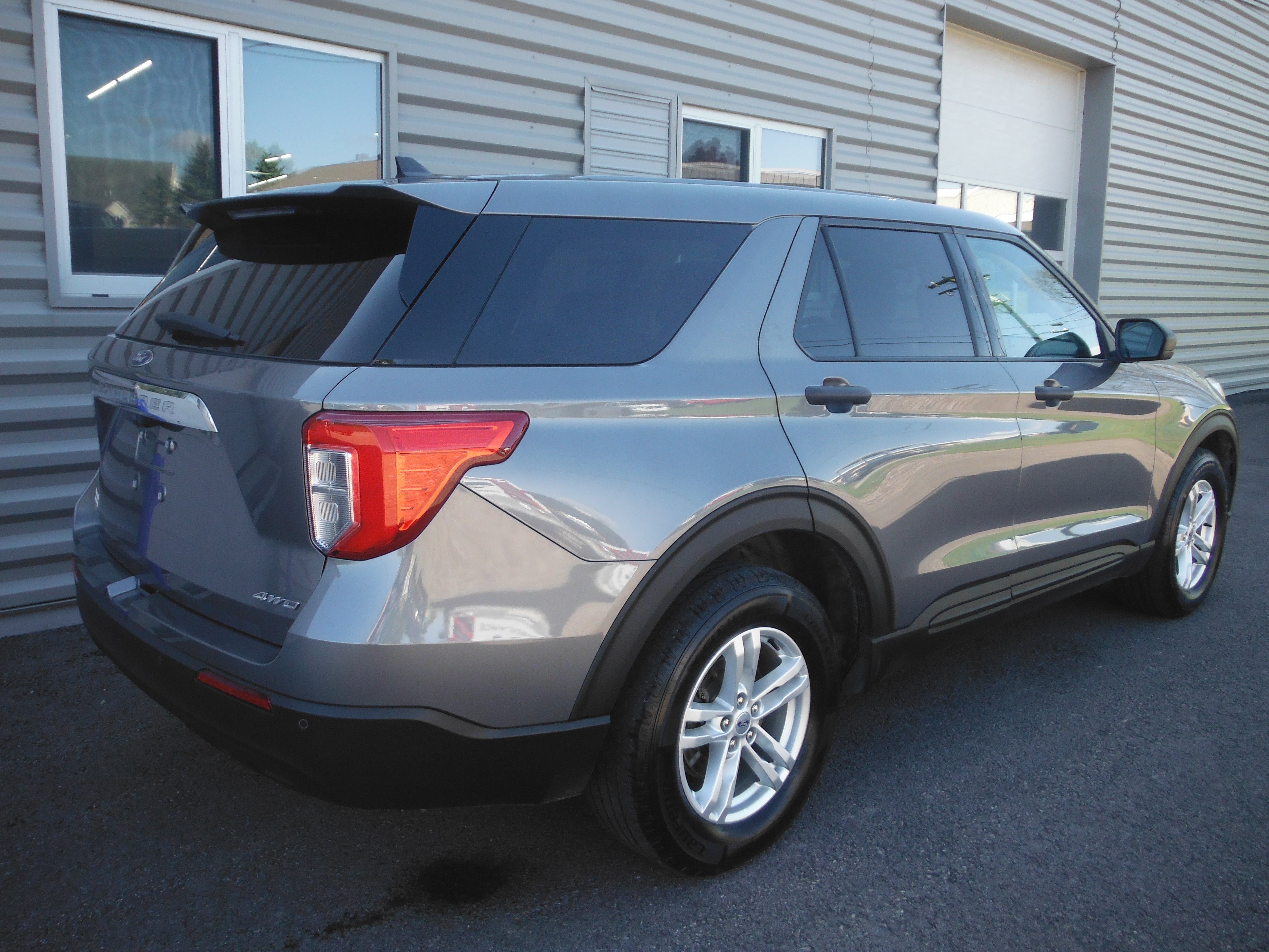 2022 Ford Explorer Base