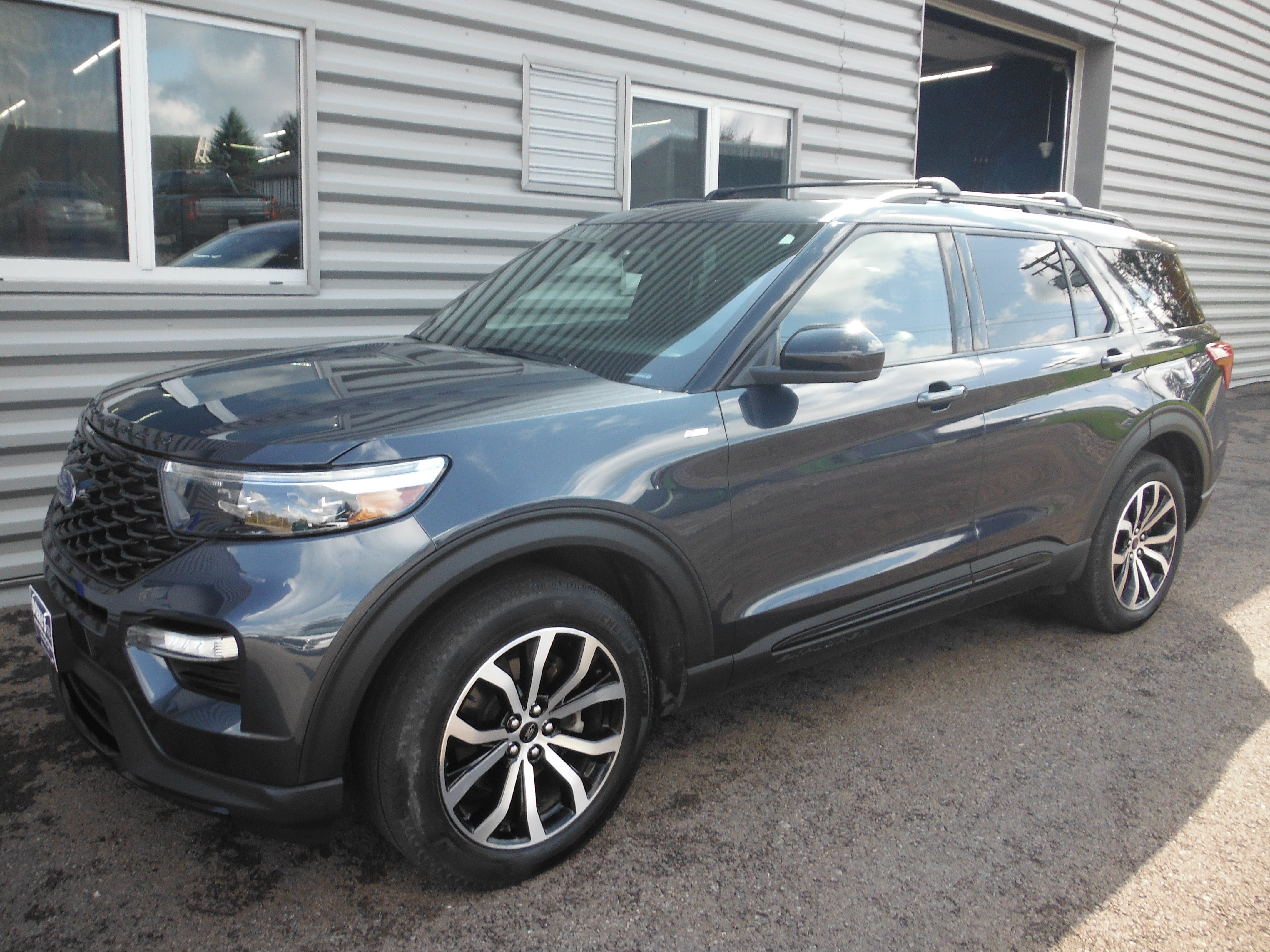2022 Ford Explorer ST-Line