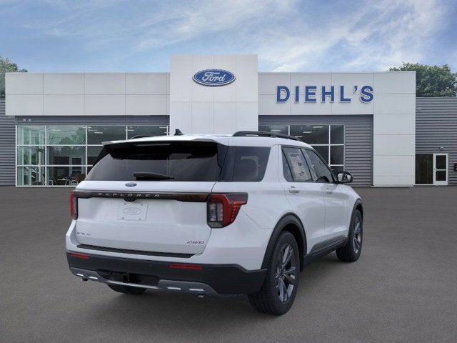 2026 Ford Explorer XLT