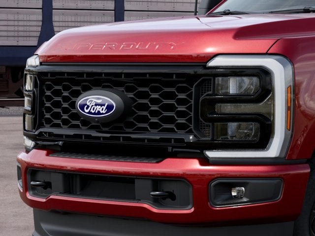 2027 Ford Super Duty F-350 SRW XLT