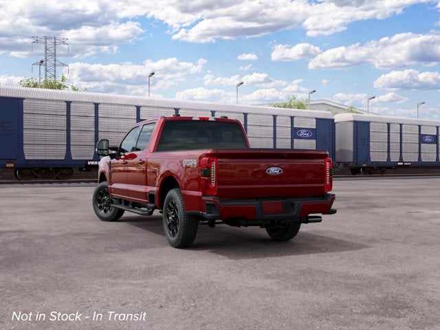 2027 Ford Super Duty F-350 SRW XLT