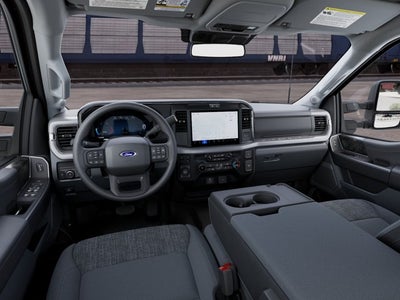 2027 Ford Super Duty F-350 SRW XLT