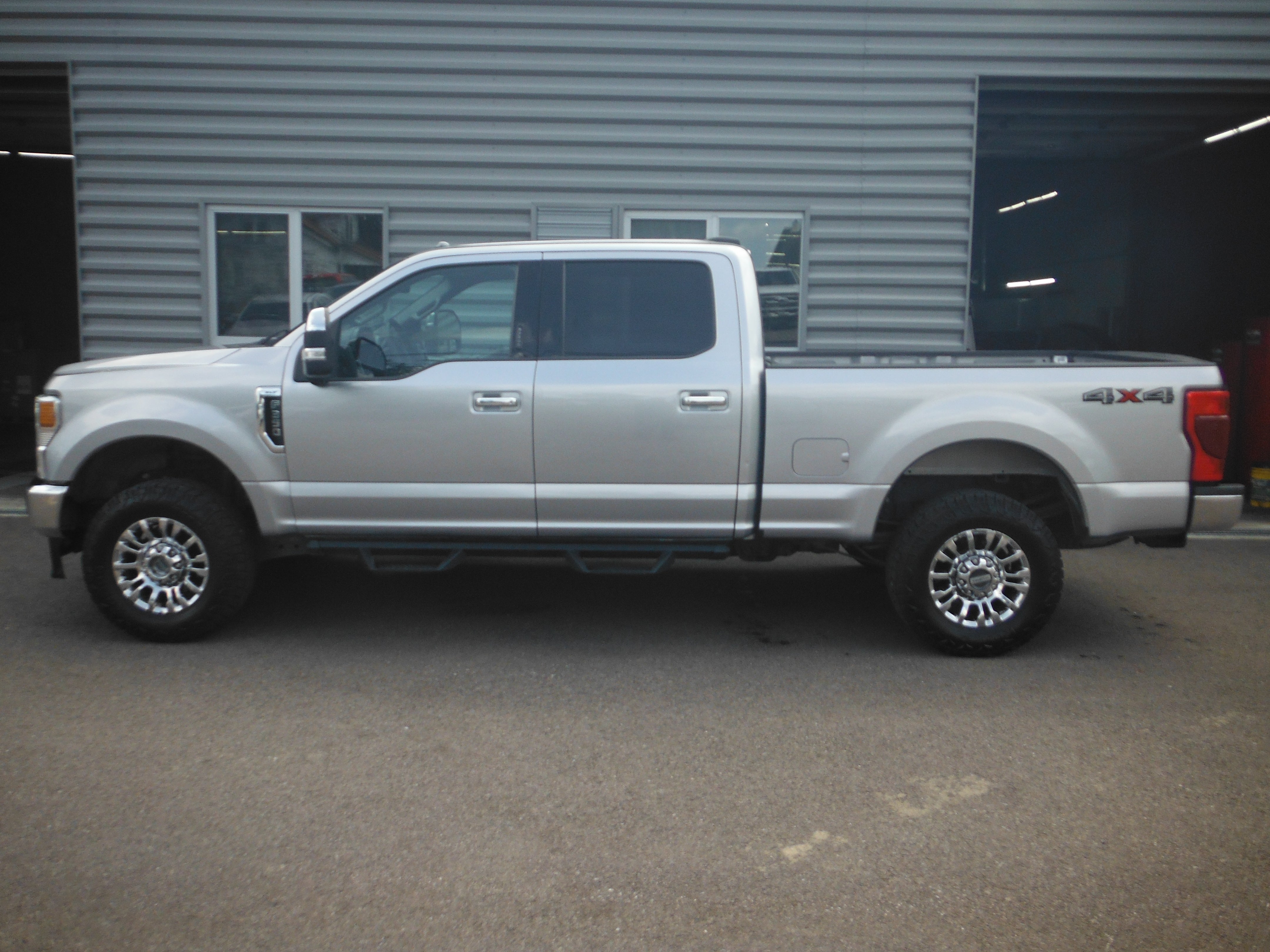 2021 Ford Super Duty F-350 SRW XLT