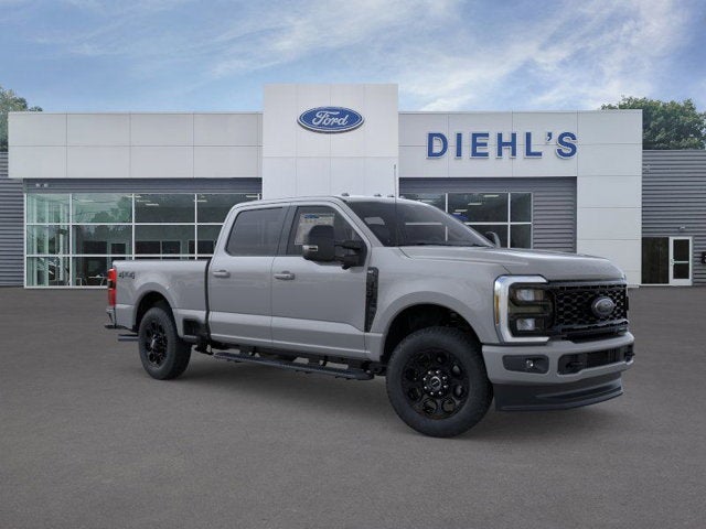2026 Ford Super Duty F-350 SRW XLT