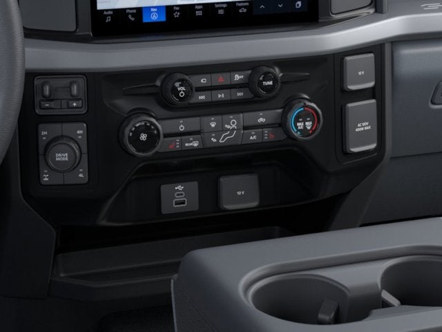 2026 Ford Super Duty F-350 SRW XLT