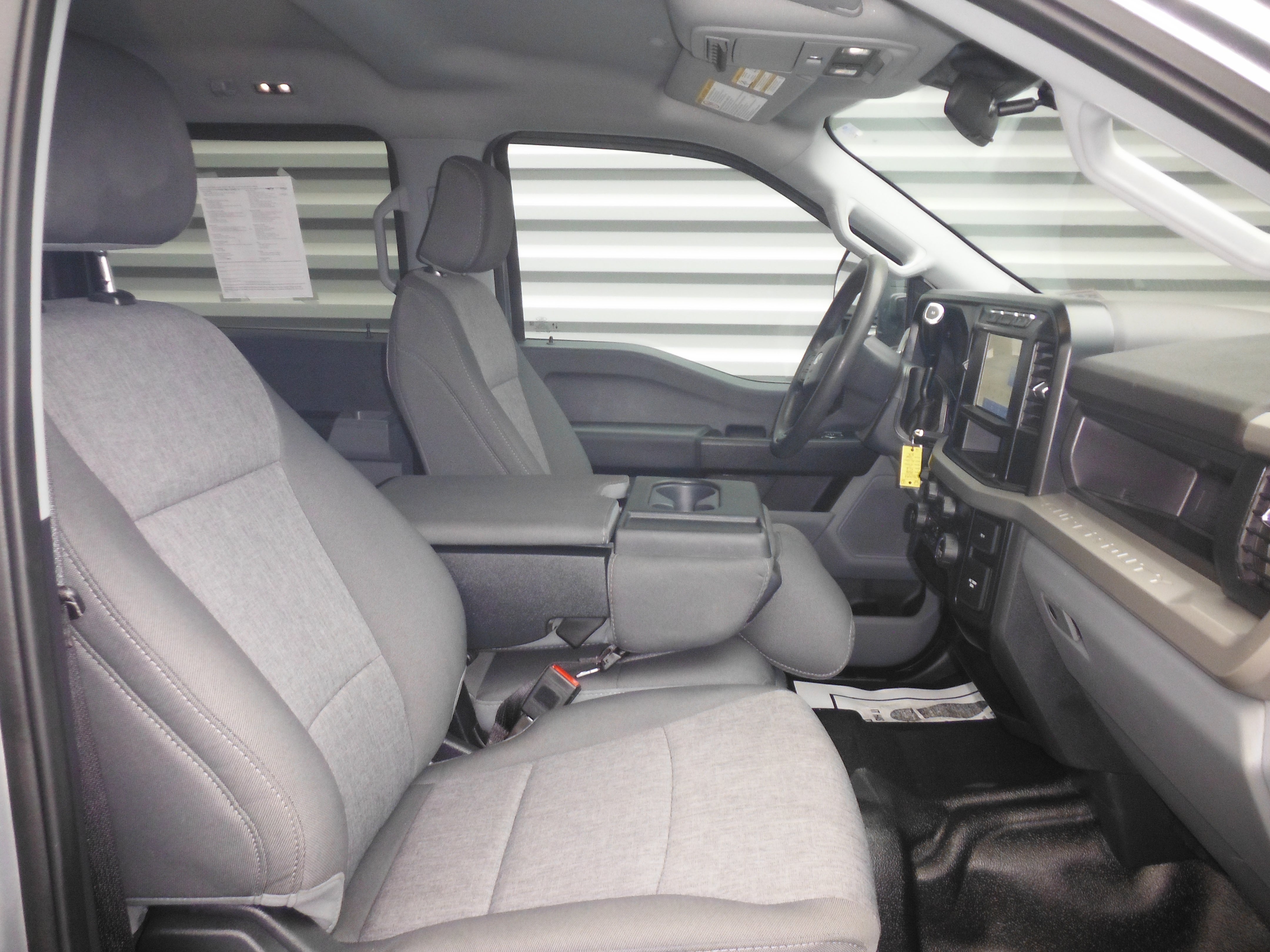 2024 Ford Super Duty F-350 SRW XL