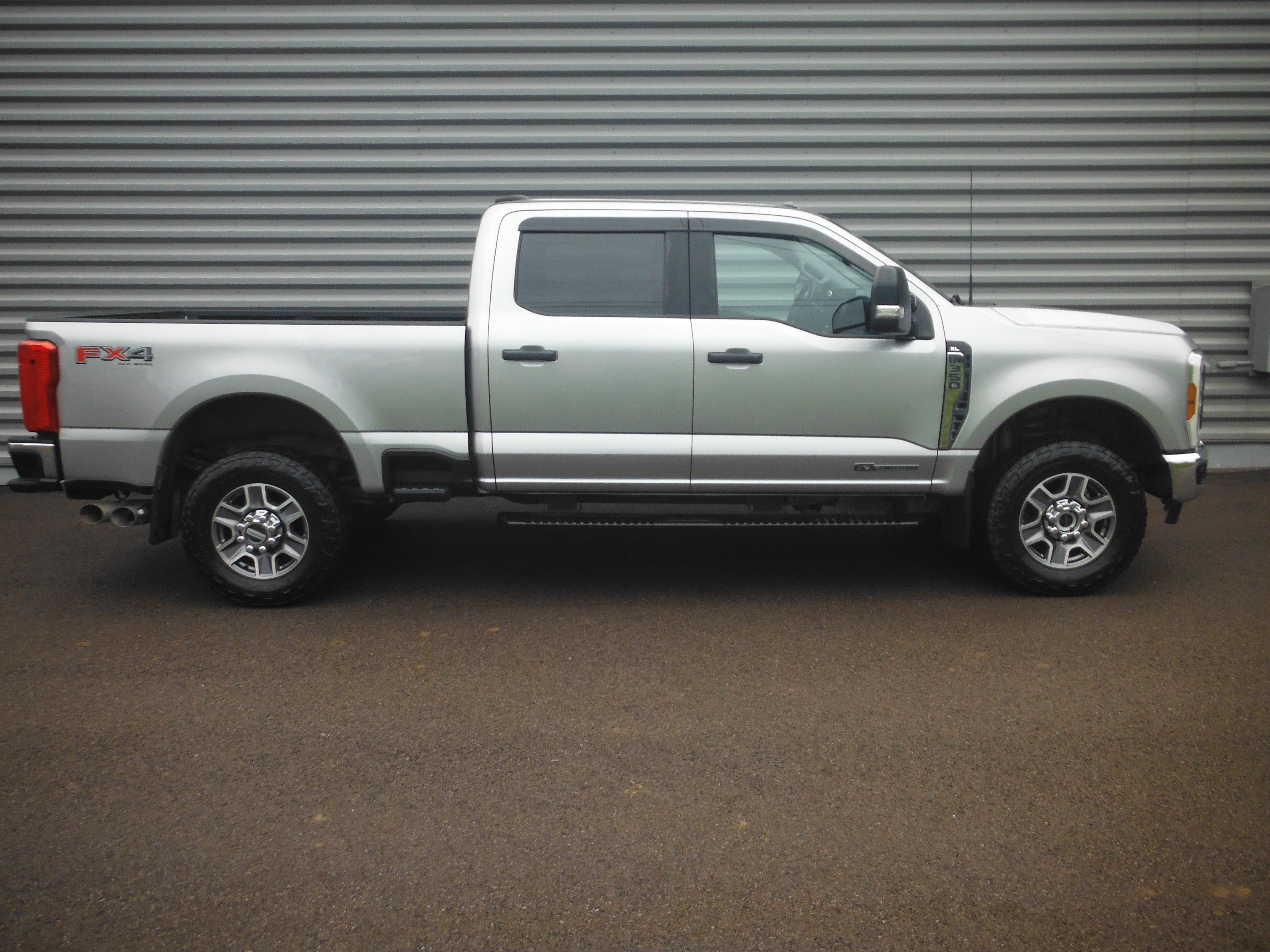 2024 Ford Super Duty F-350 SRW XL