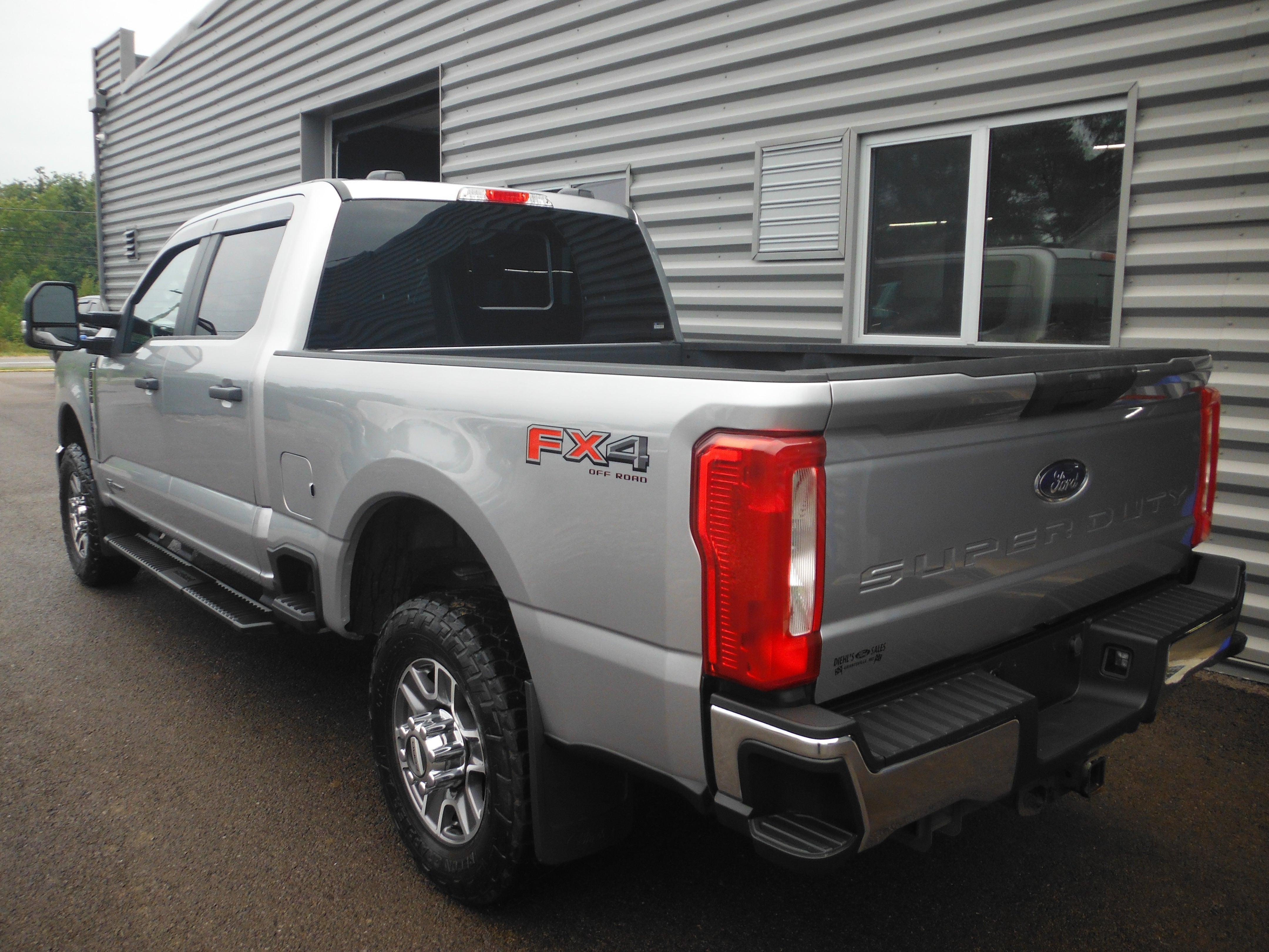 2024 Ford Super Duty F-350 SRW XL