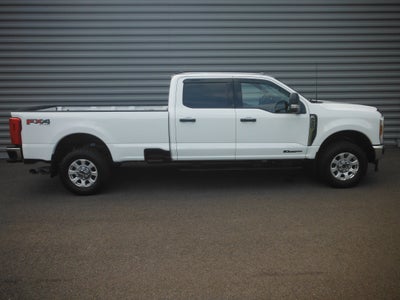 2024 Ford Super Duty F-350 SRW XLT