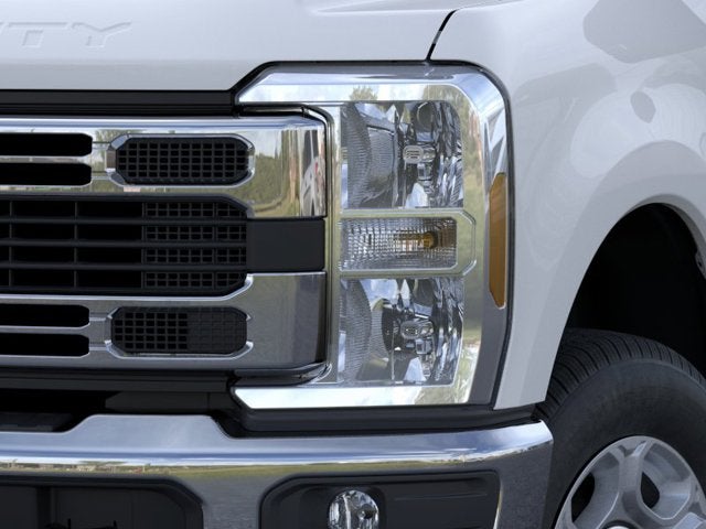 2026 Ford Super Duty F-350 SRW F-350® XLT