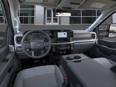 2026 Ford Super Duty F-350 SRW F-350® XLT