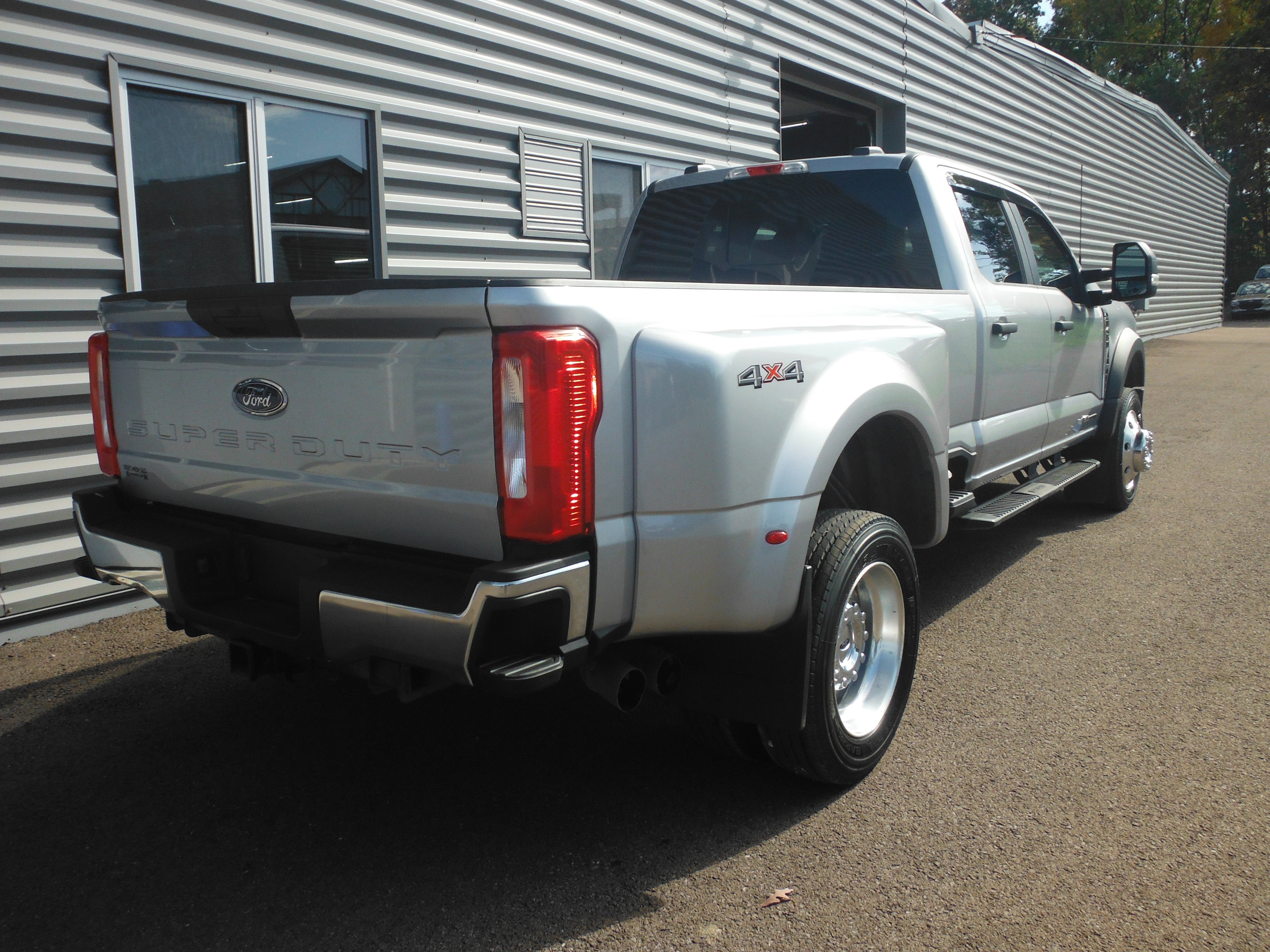 2024 Ford Super Duty F-450 DRW XL