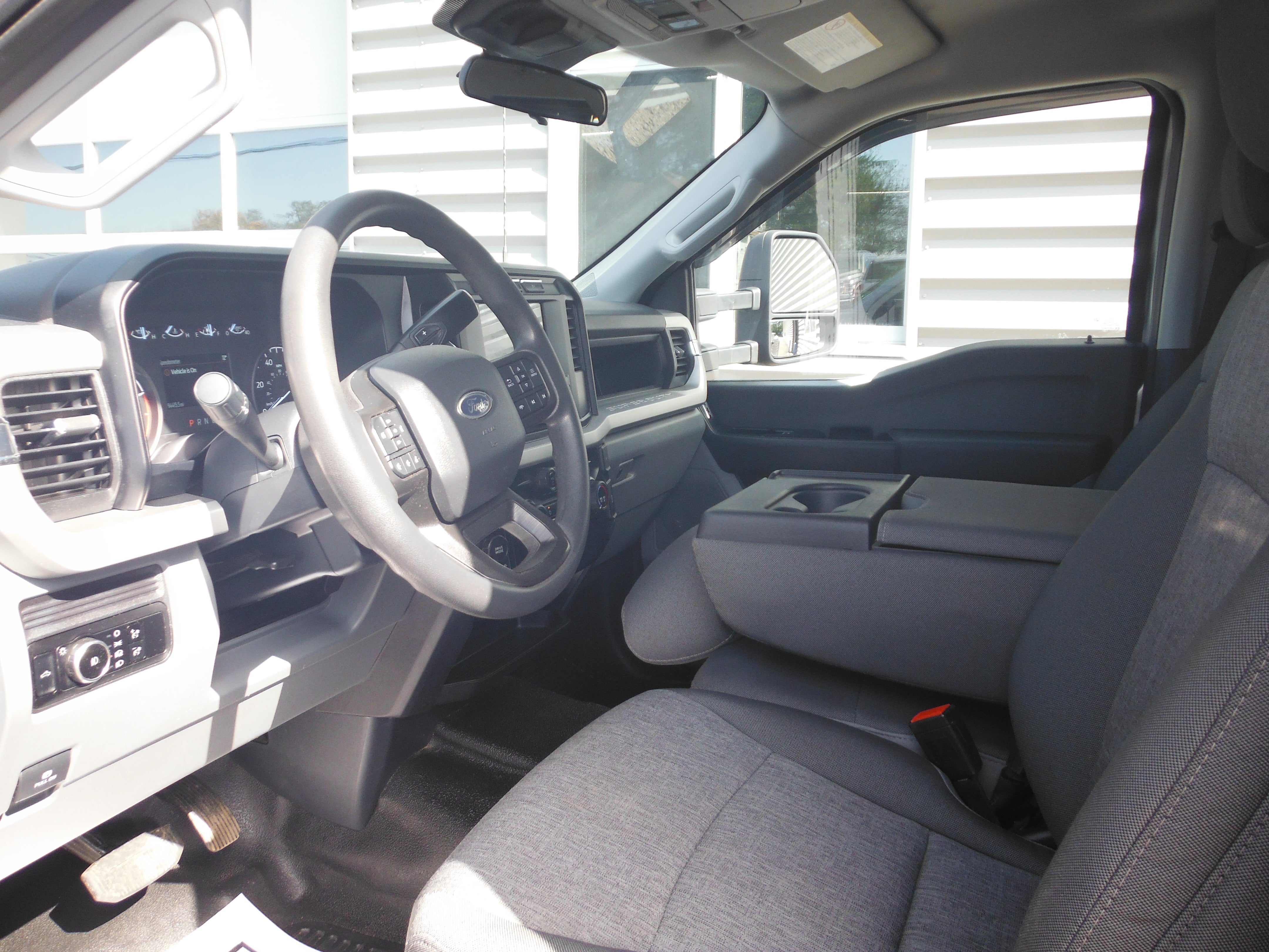 2024 Ford Super Duty F-450 DRW XL