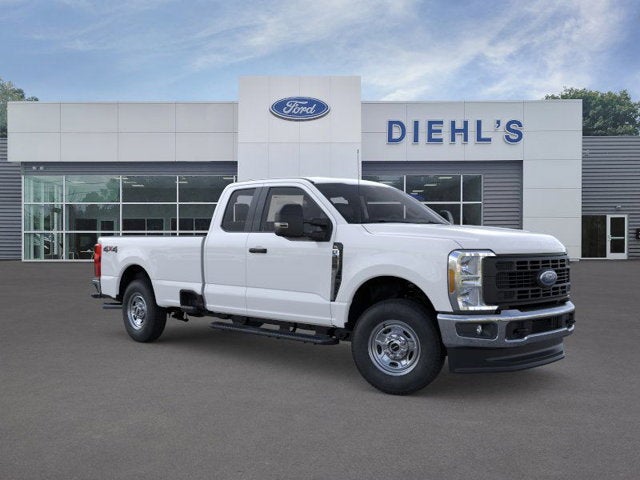 2026 Ford Super Duty F-350 SRW XL