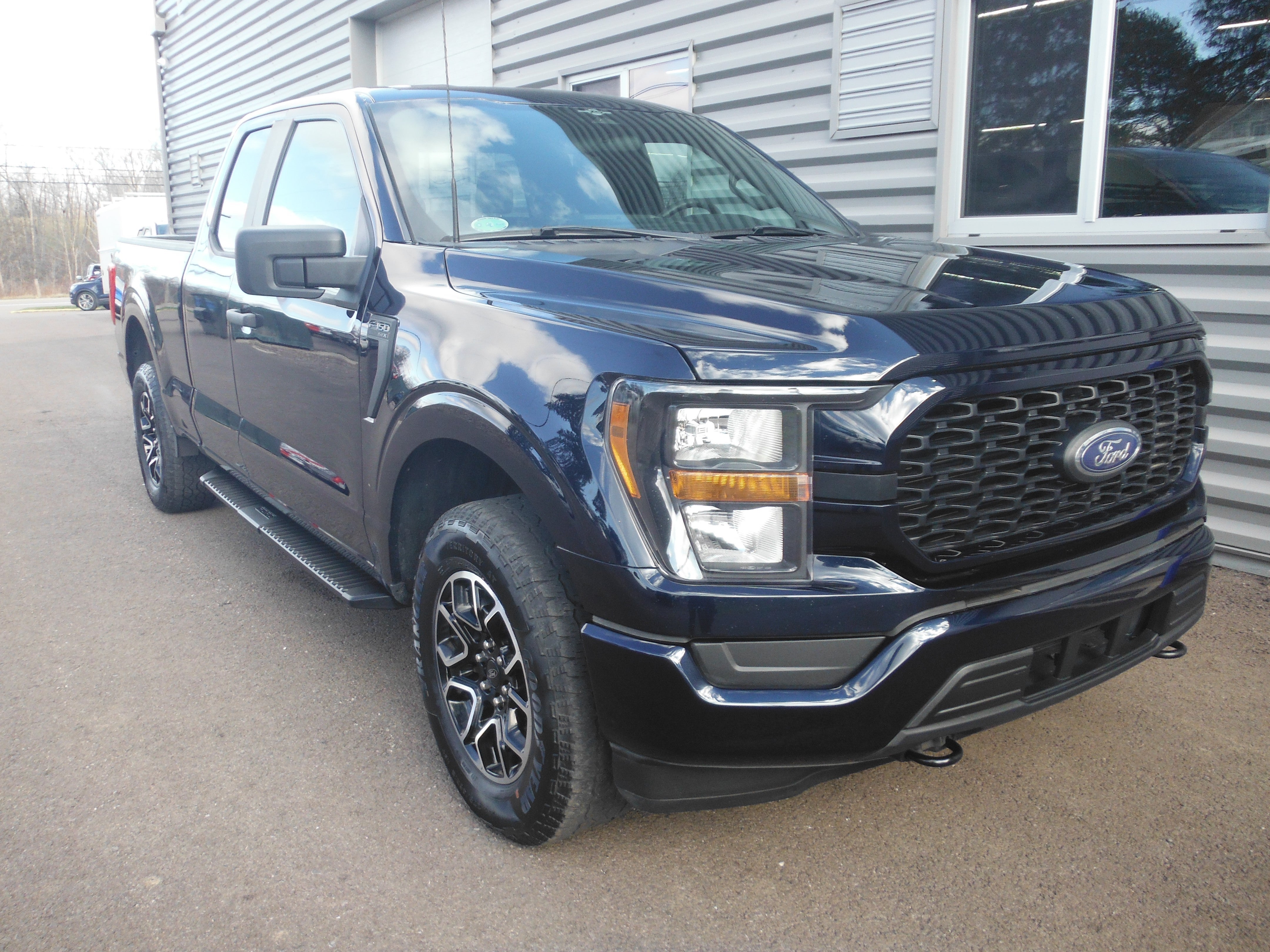 2023 Ford F-150 STX
