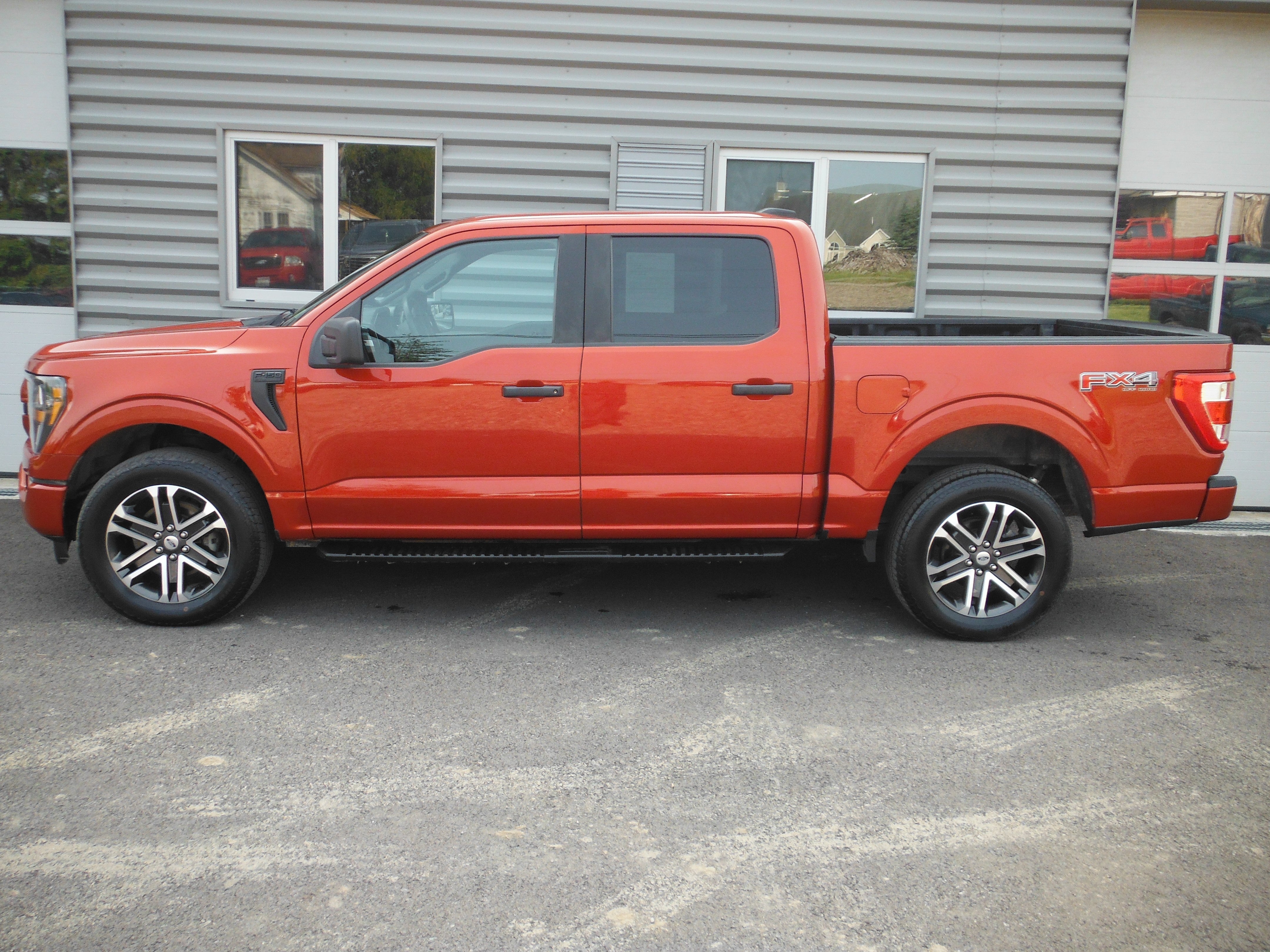 2023 Ford F-150 XL STX