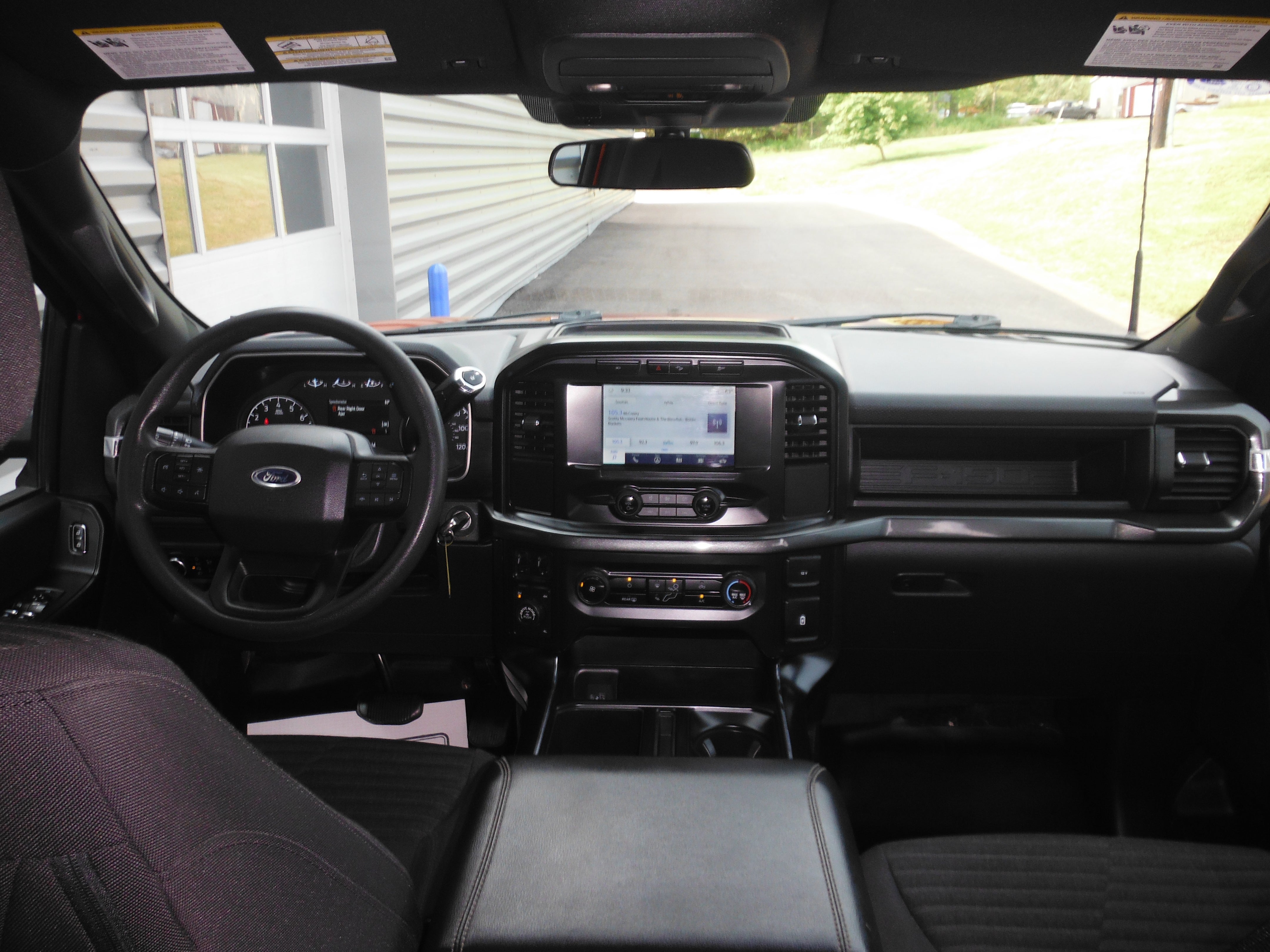 2023 Ford F-150 XL STX