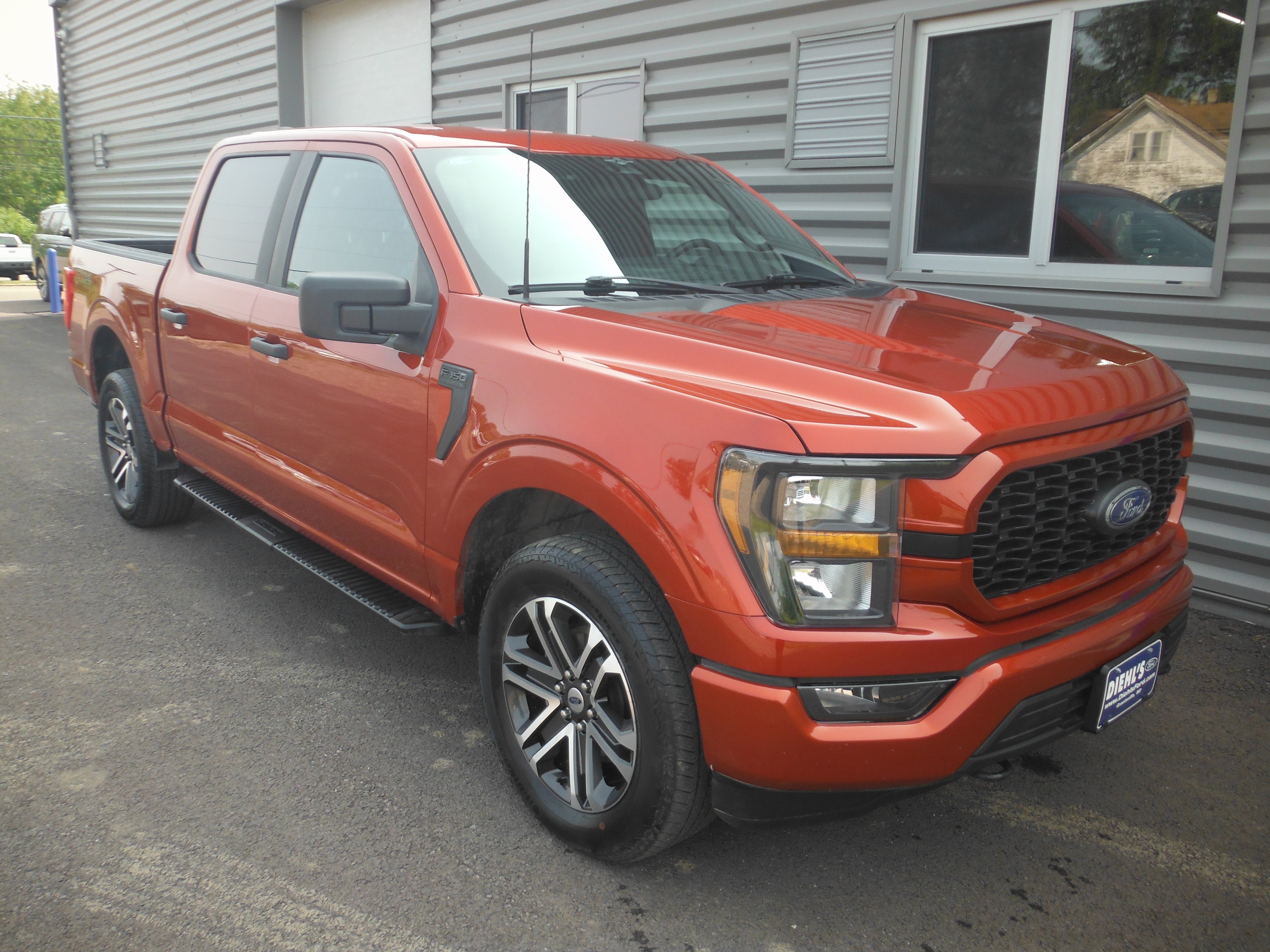 2023 Ford F-150 XL STX