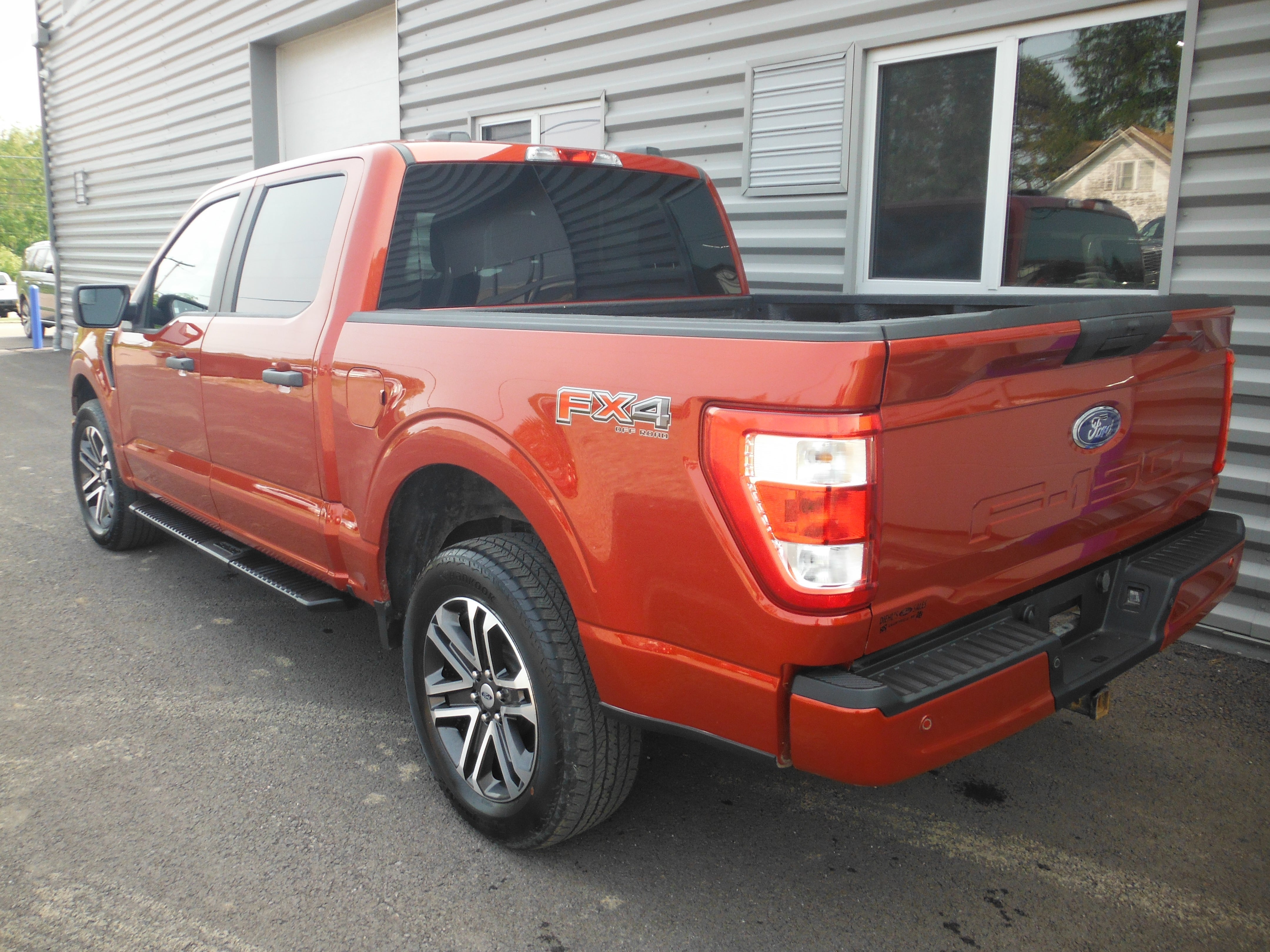 2023 Ford F-150 XL STX
