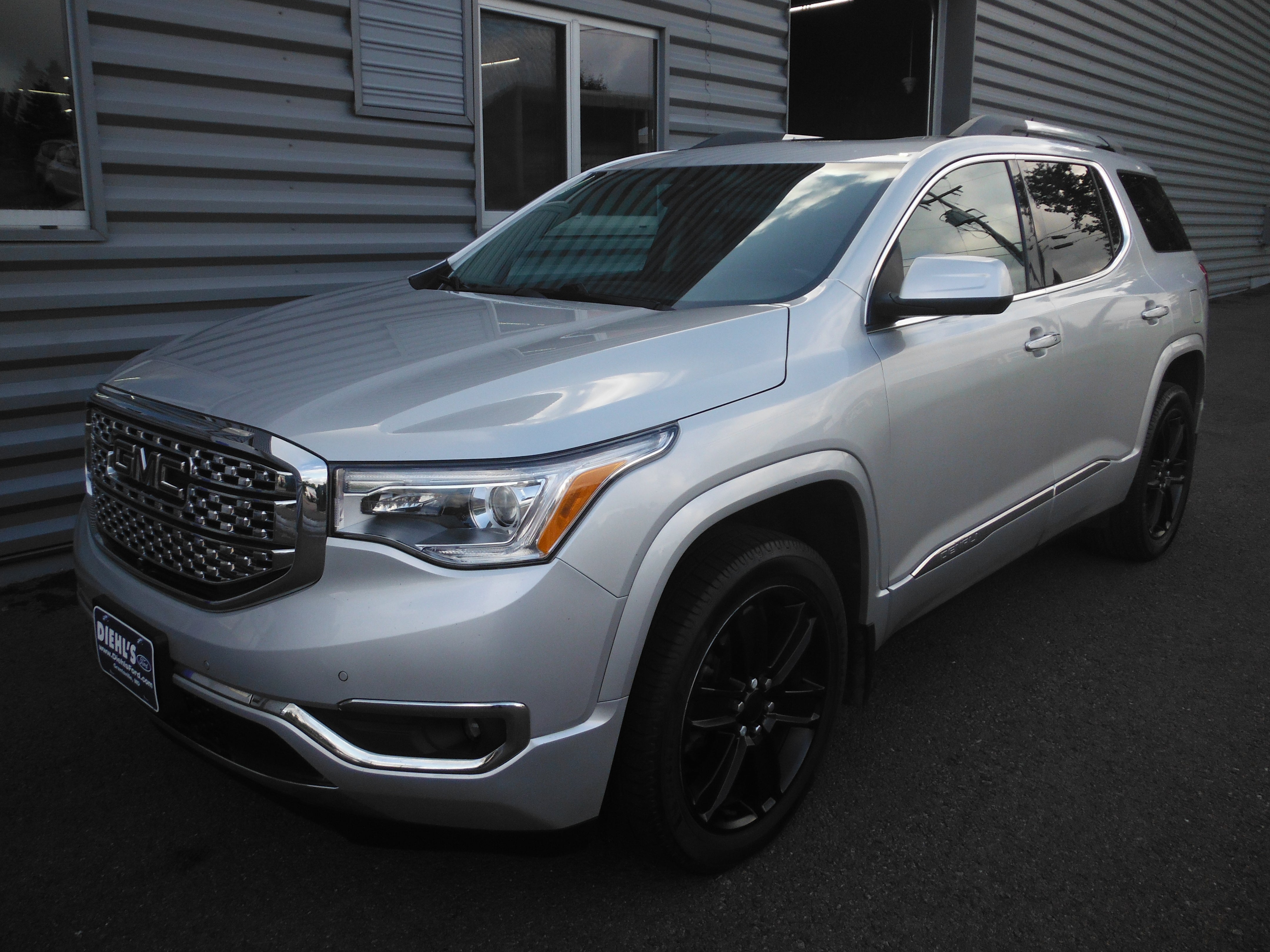 2019 GMC Acadia Denali