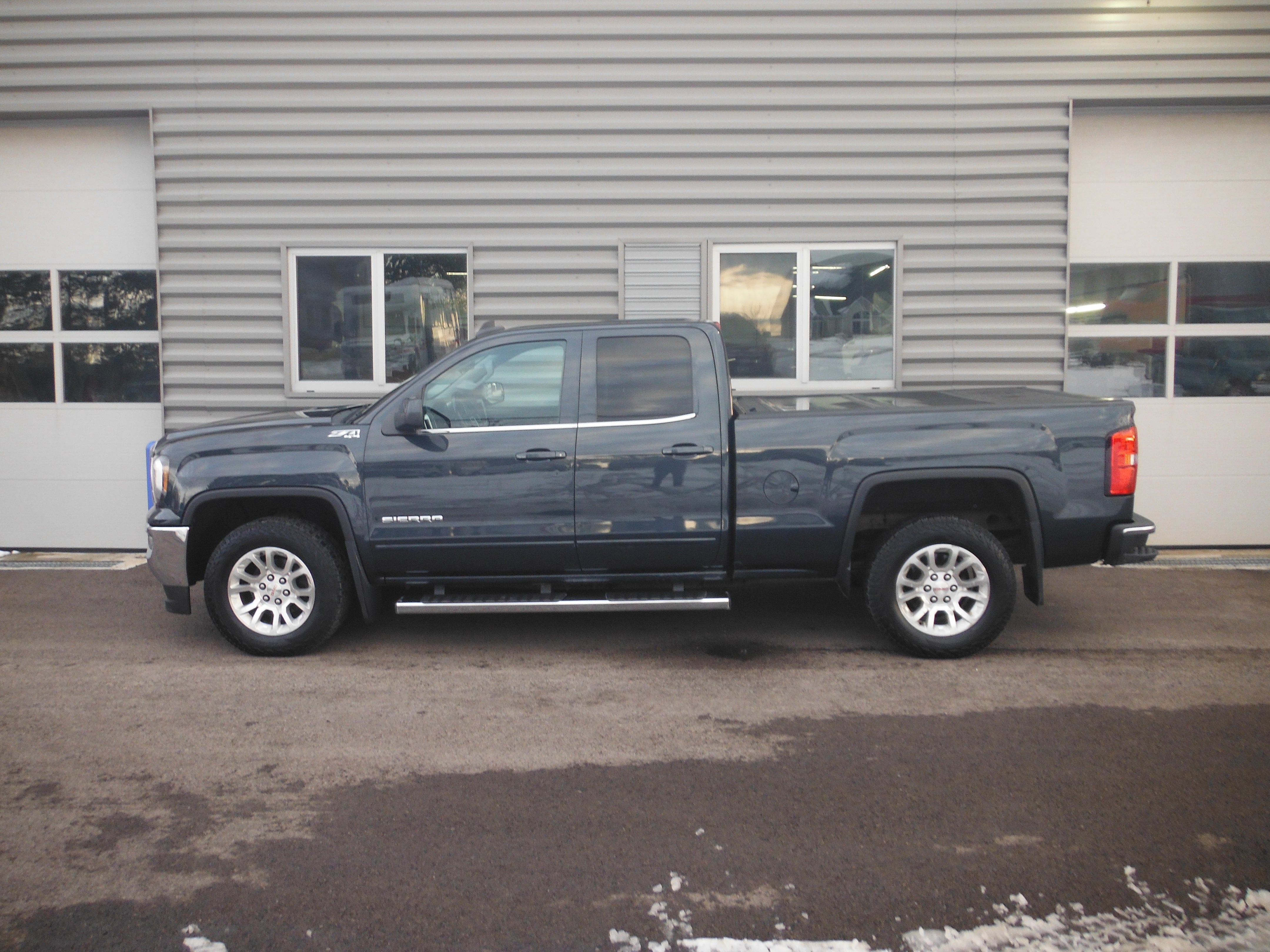 2017 GMC Sierra 1500 SLE