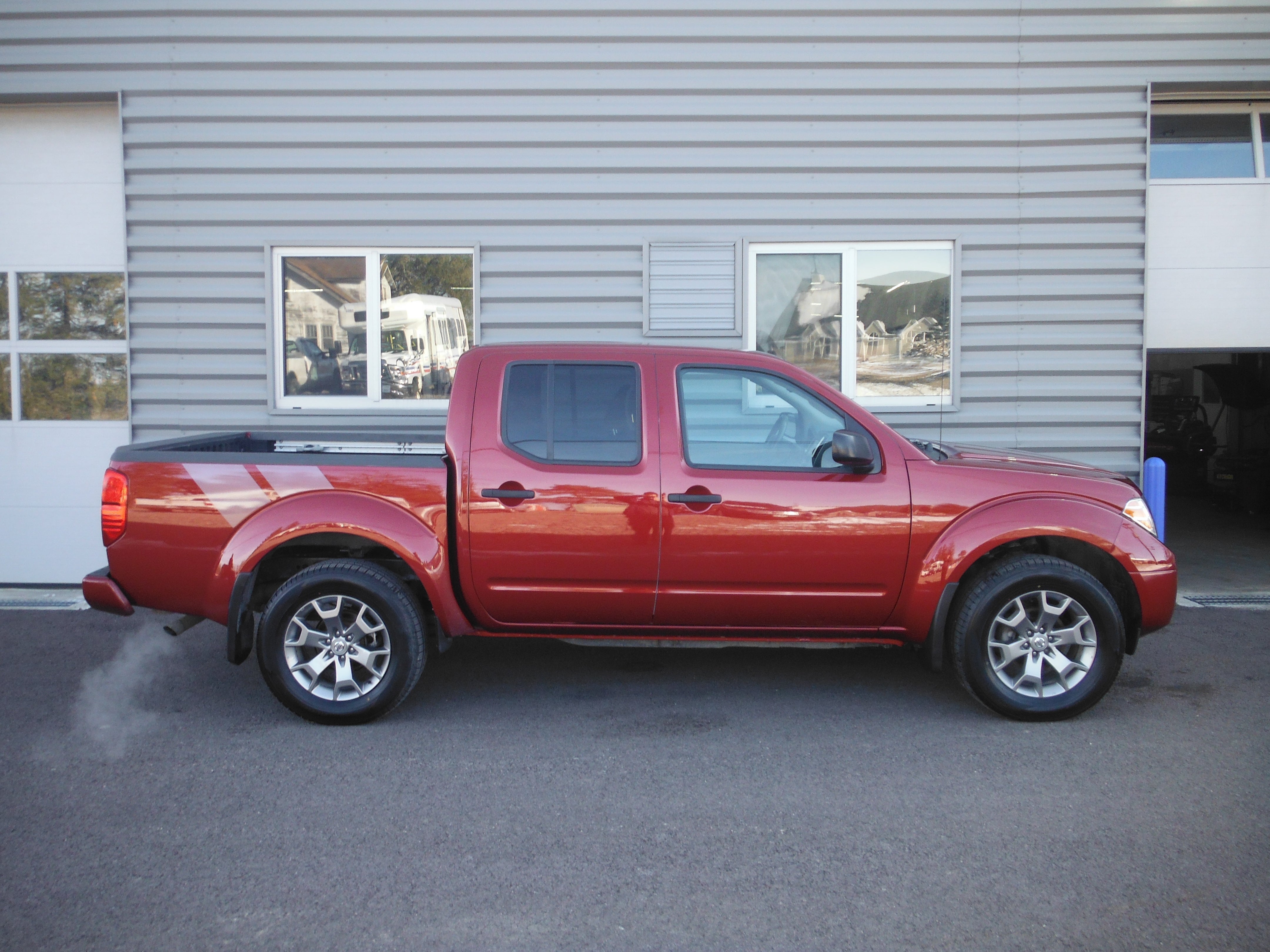 2021 Nissan Frontier SV