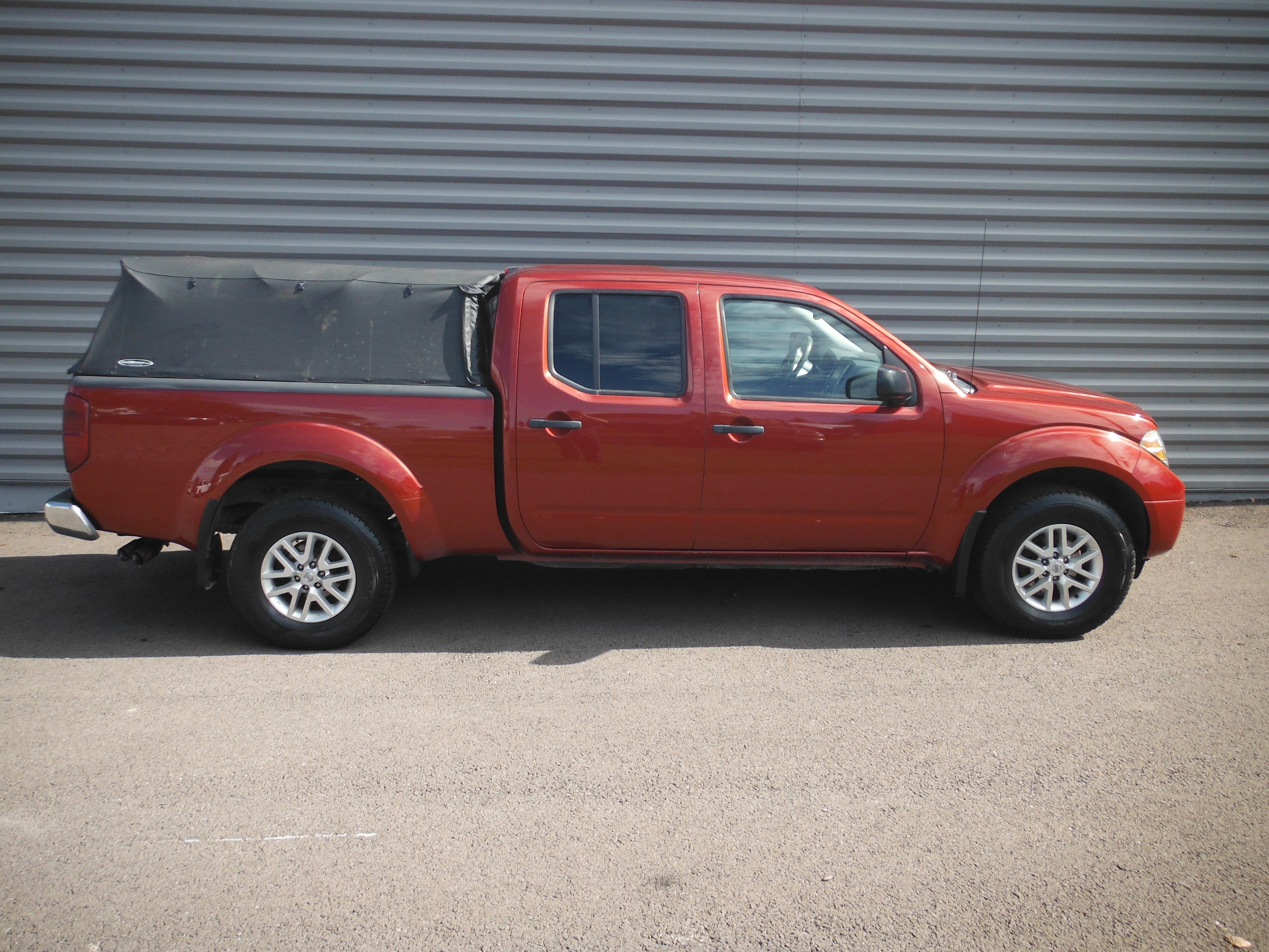 2020 Nissan Frontier SV