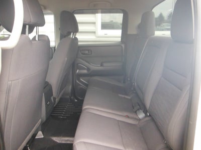 2022 Nissan Frontier S