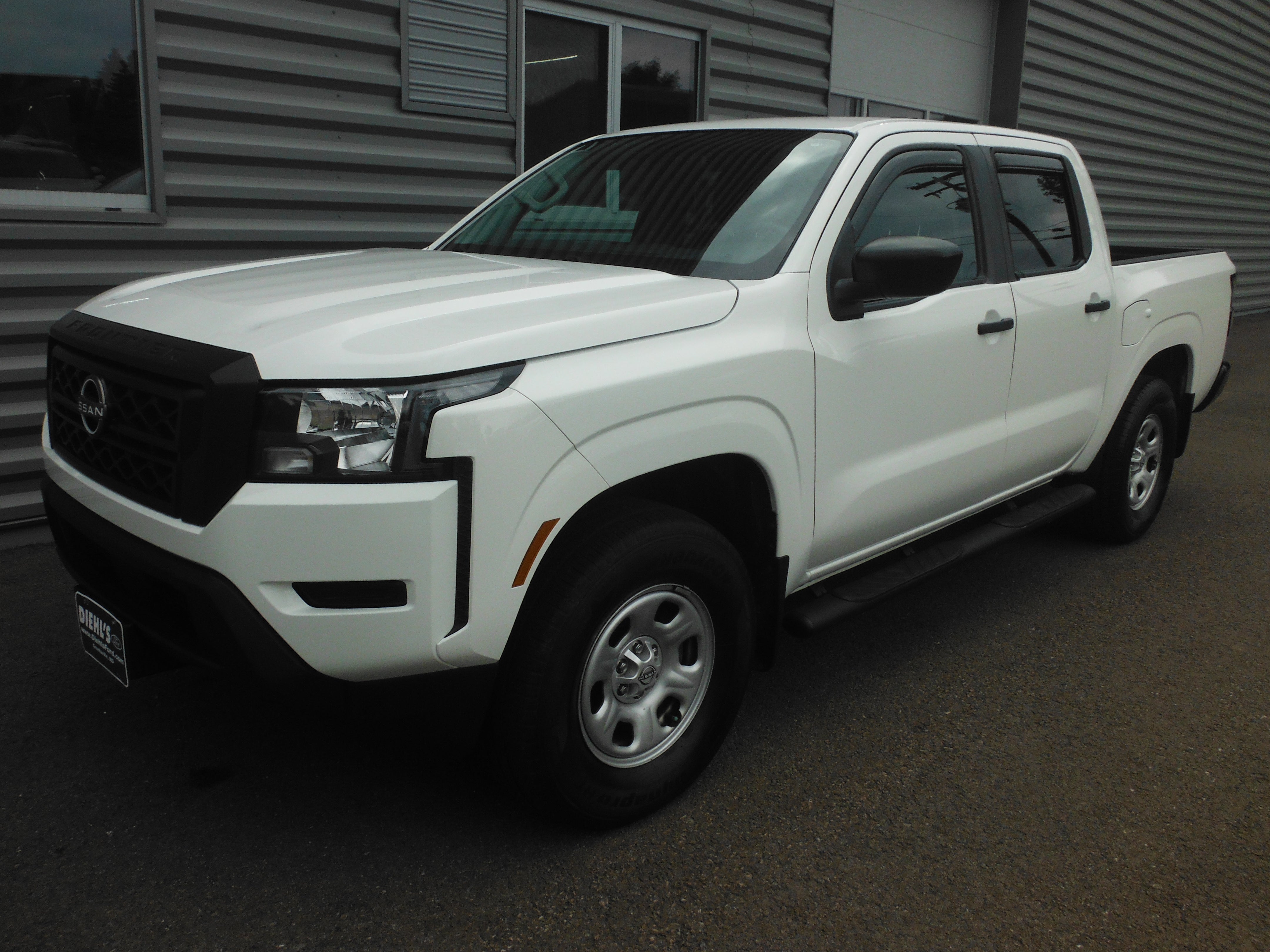2022 Nissan Frontier S