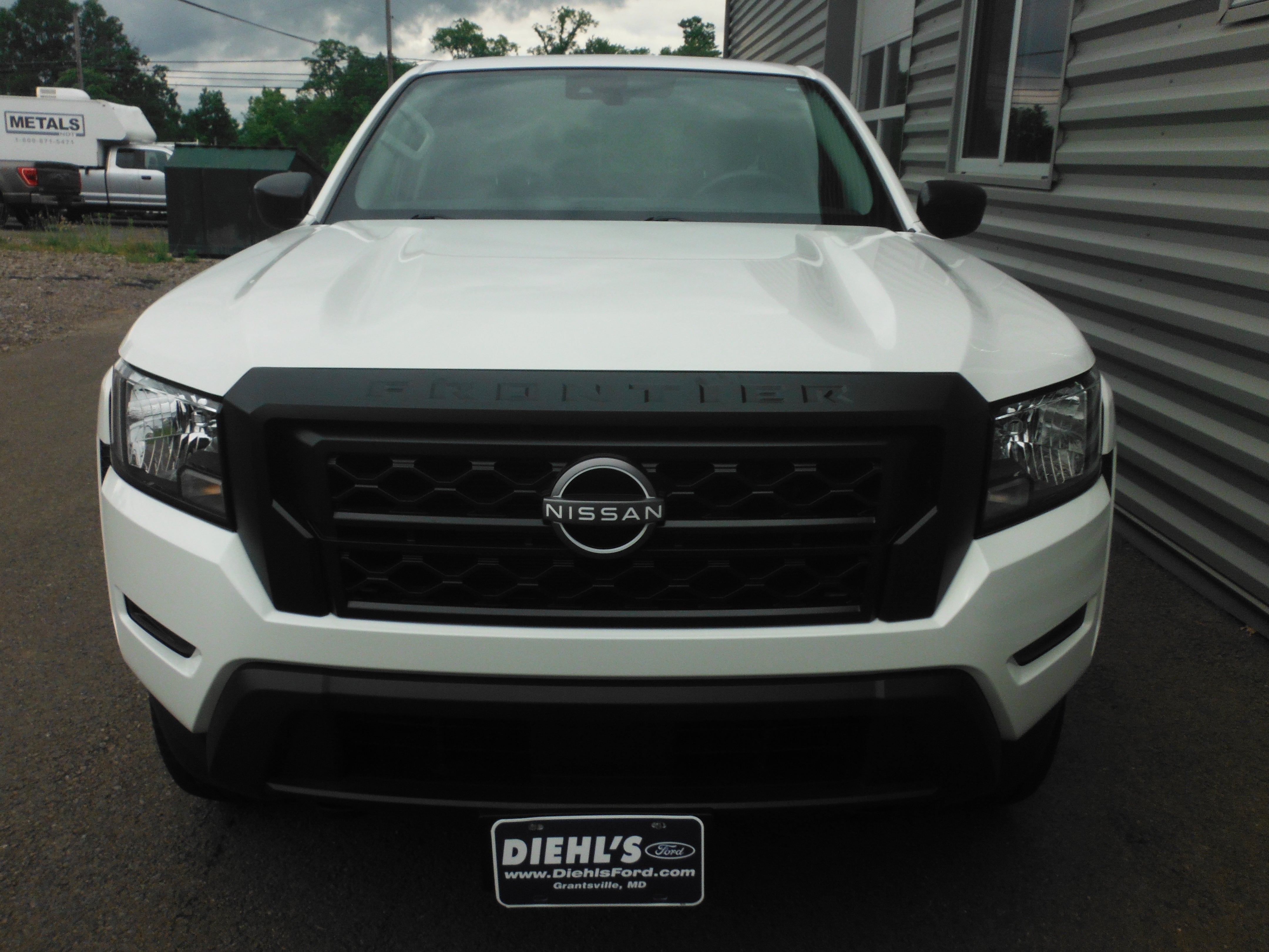 2022 Nissan Frontier S