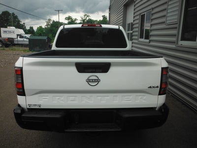 2022 Nissan Frontier S