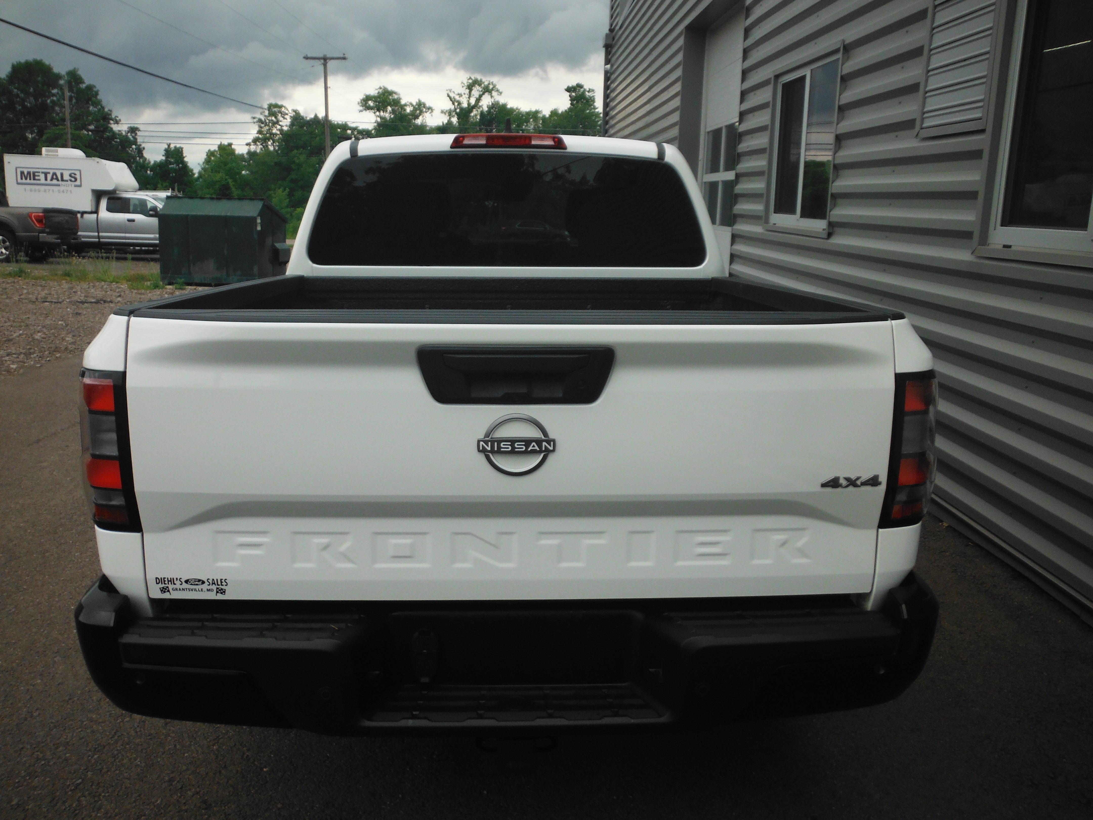 2022 Nissan Frontier S