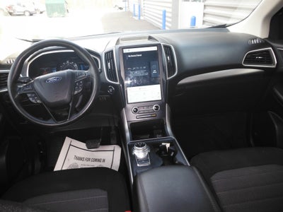 2021 Ford Edge SE