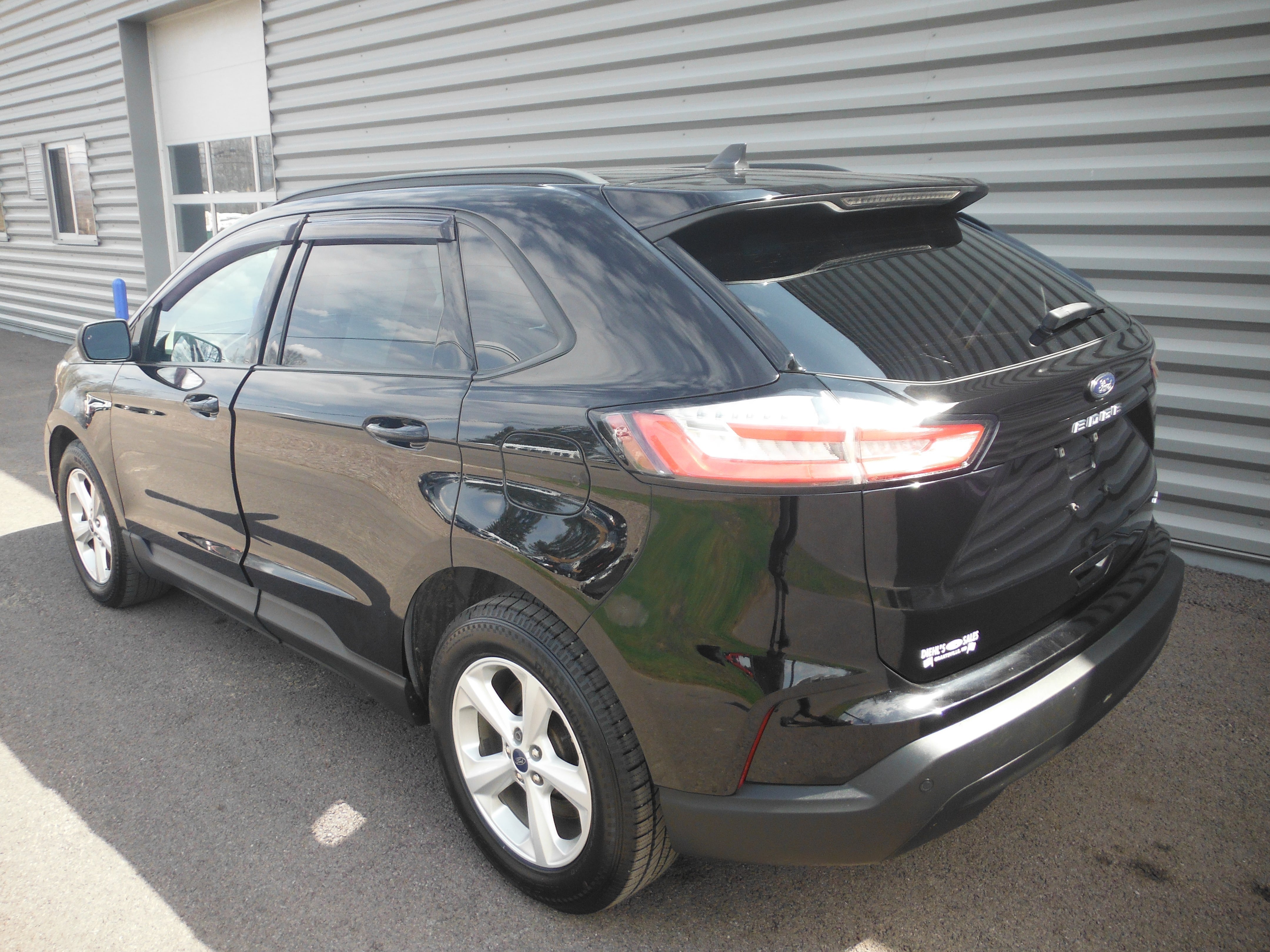 2021 Ford Edge SE