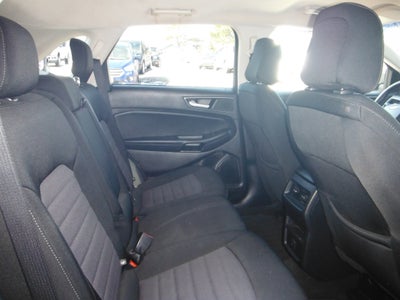 2020 Ford Edge SE