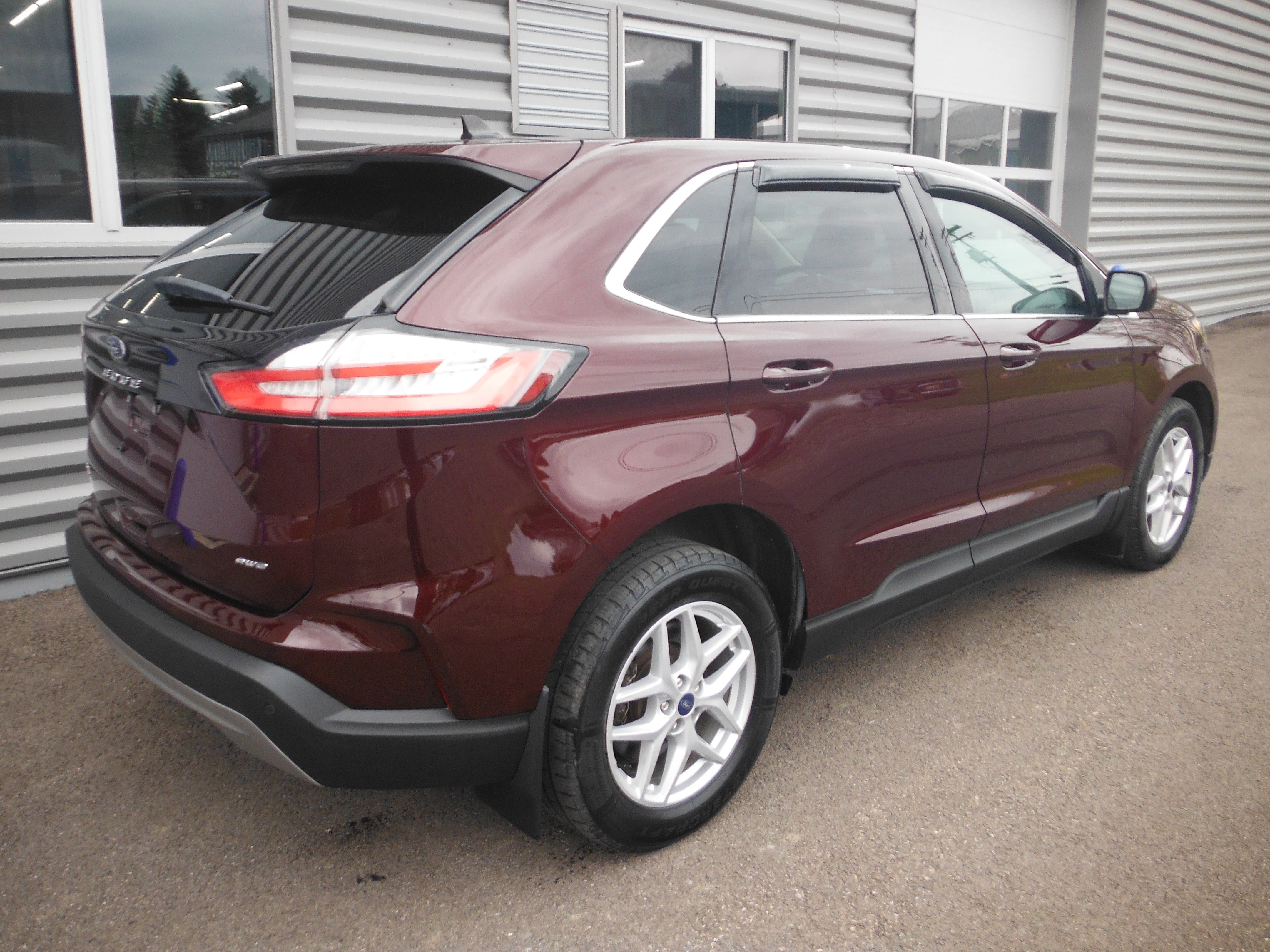 2022 Ford Edge SEL