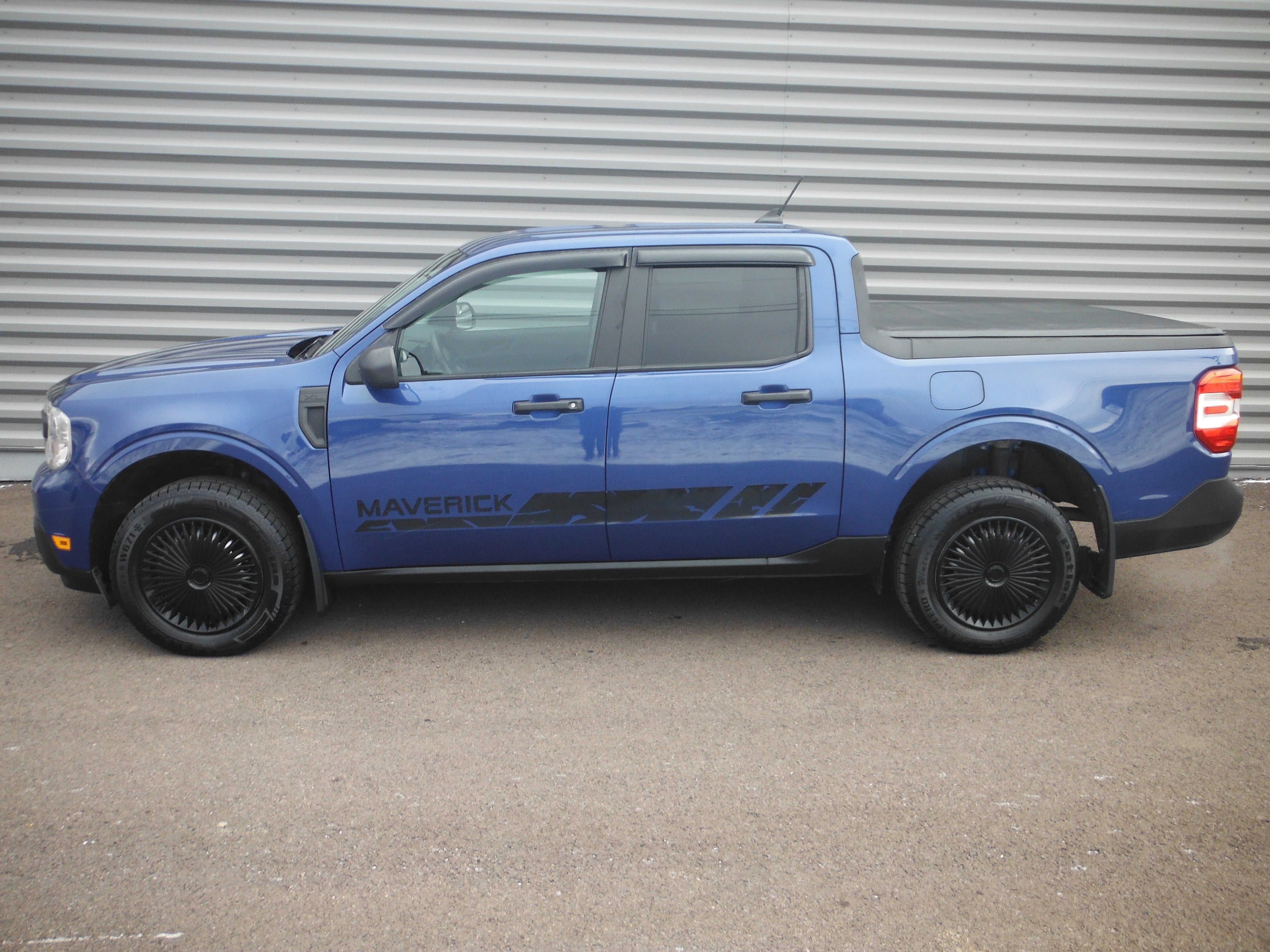 2024 Ford Maverick XL