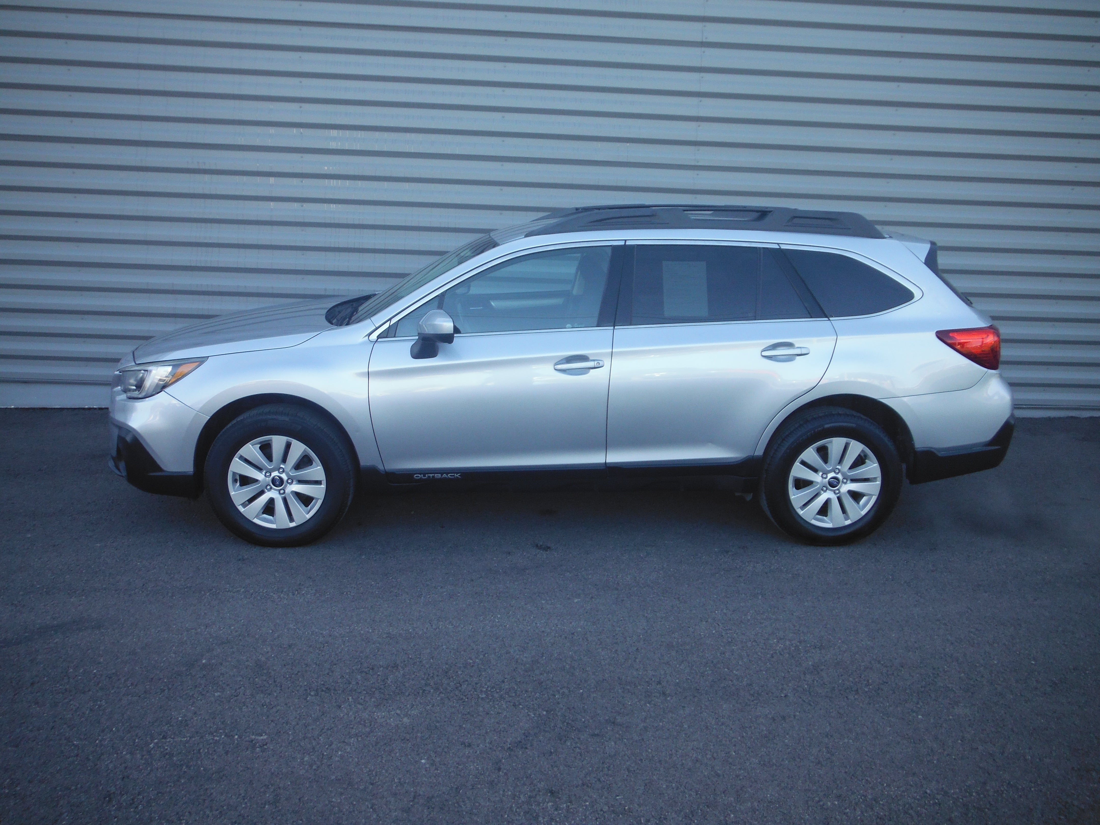 2019 Subaru Outback Premium