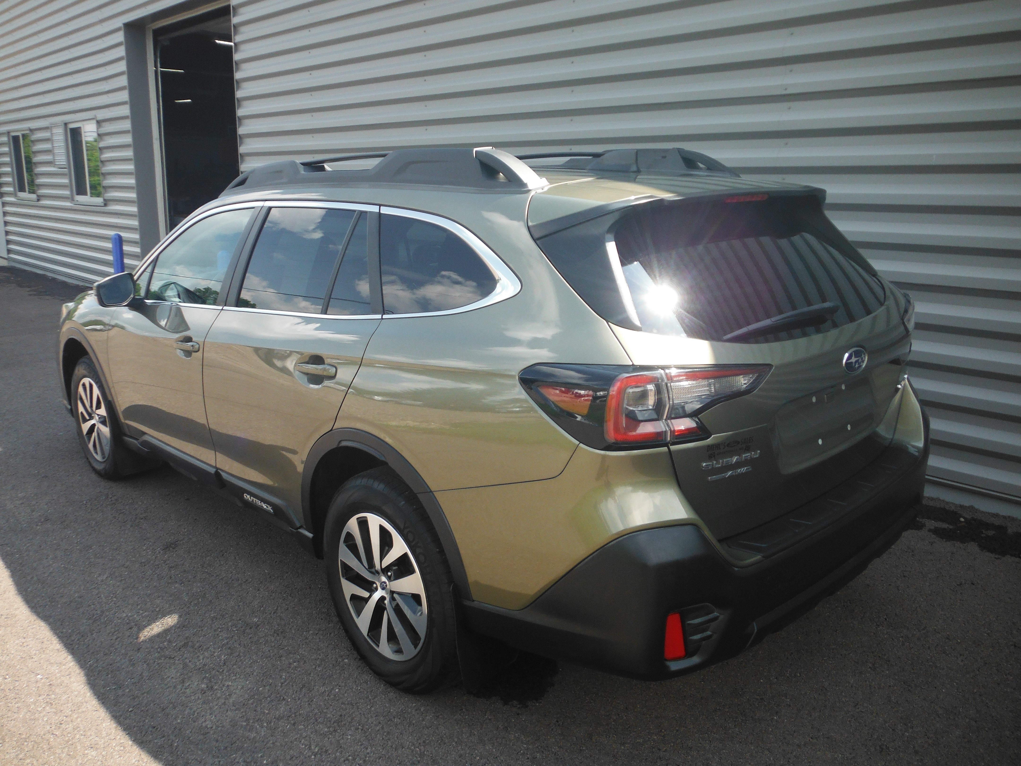 2022 Subaru Outback Premium